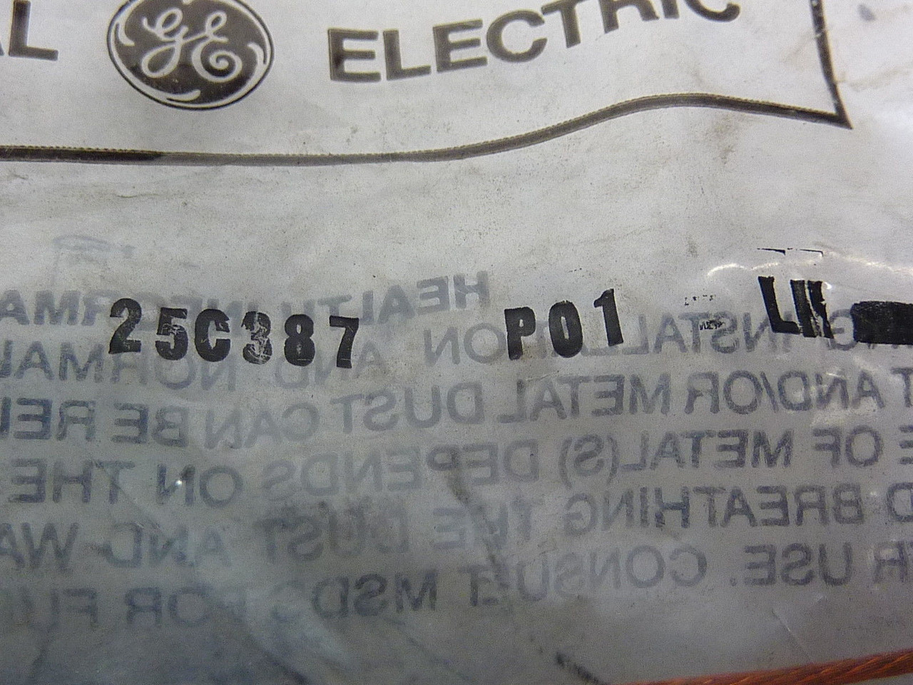 General Electric 25C387 P01 LH Motor Brush 38x12x50x63mm ! NWB !