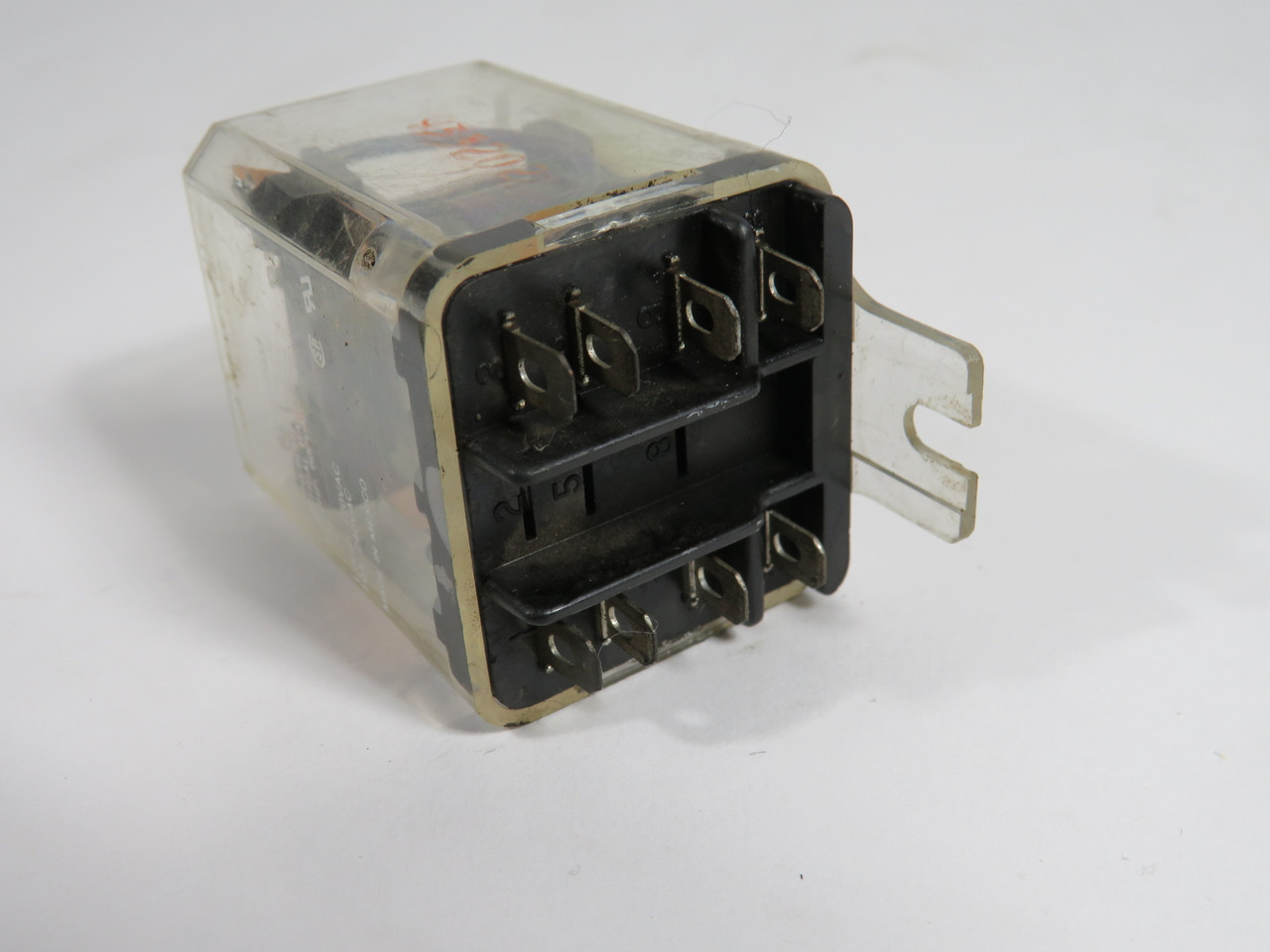 Potter & Brumfield KUP-11A55-120 Plug-In Relay 120V 10A 8-Blade 600V@3A USED