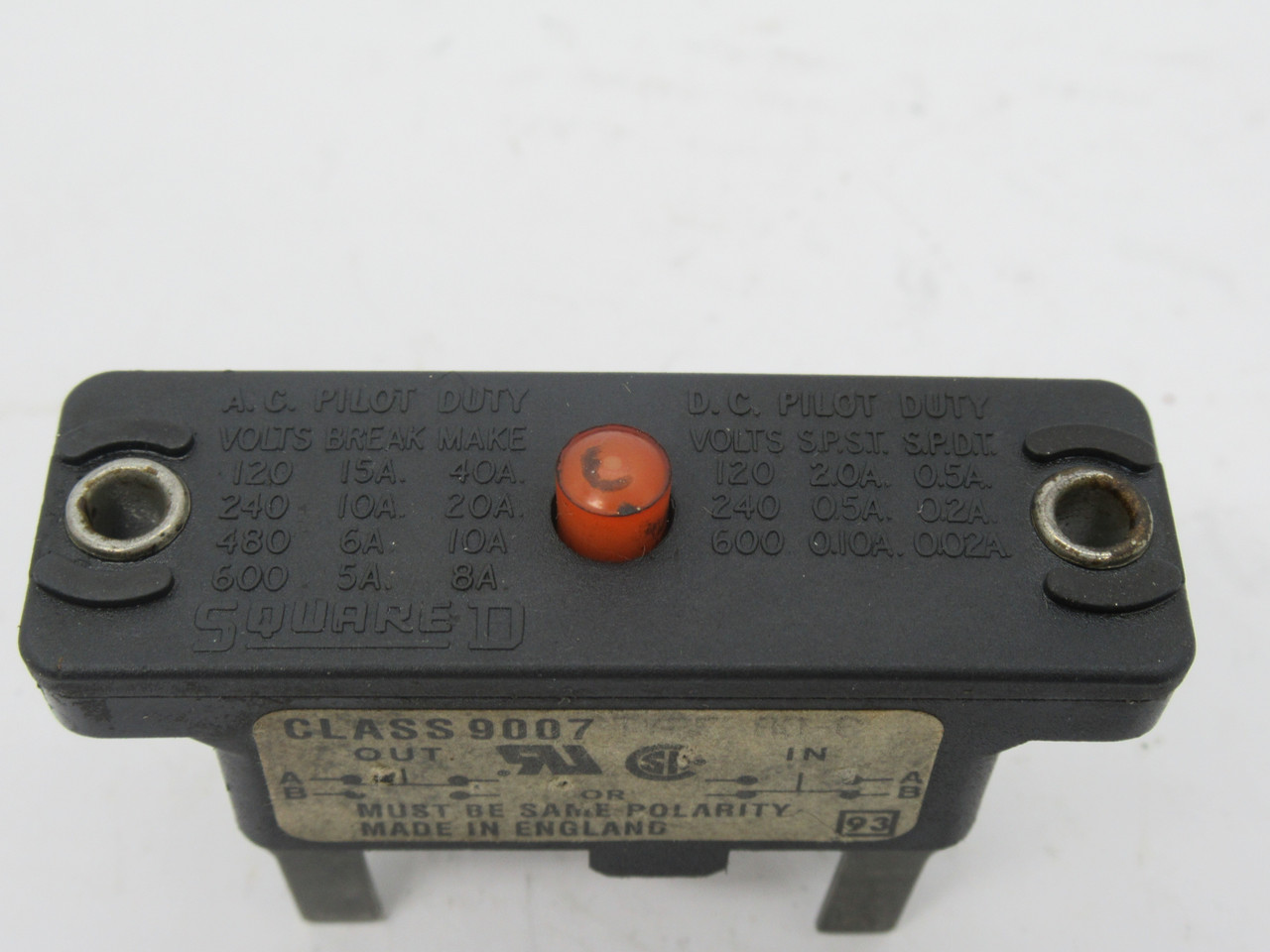 Square D 9007-AO-6 Snap Switch 600VAC@5/8A 600VDC@10/0.02A Red Button USED