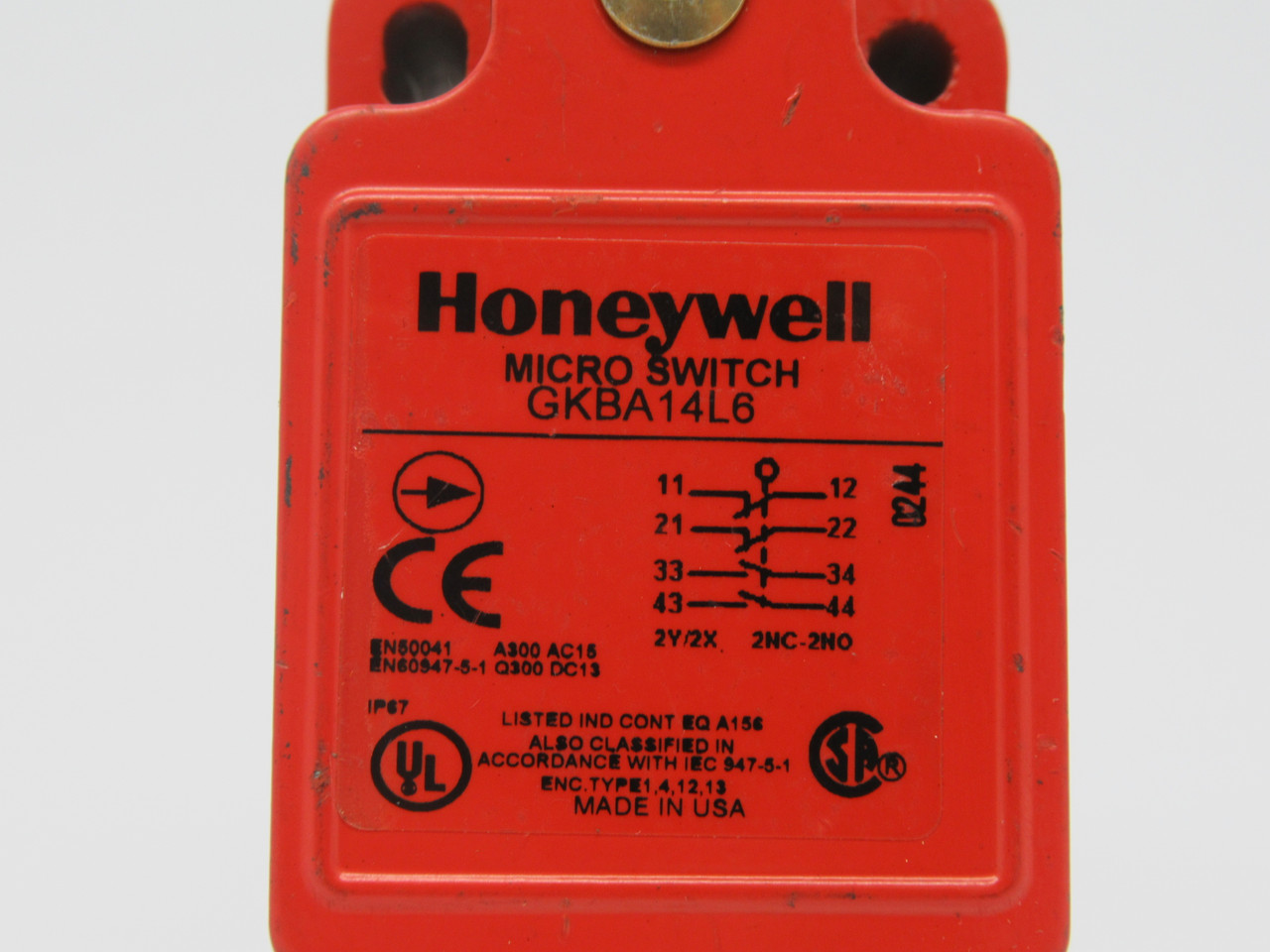 Honeywell GKBA14L6 Limit Switch 12A 600VAC 2NC 2NO USED