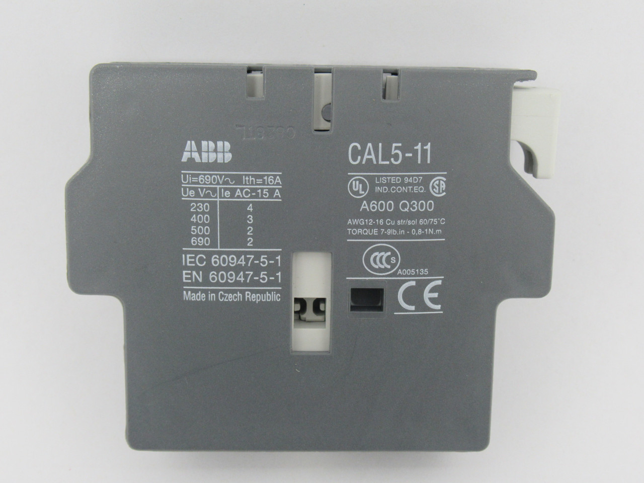 ABB CAL5-11 Auxiliary Contact Block 690V 16A *Damaged Case* NEW