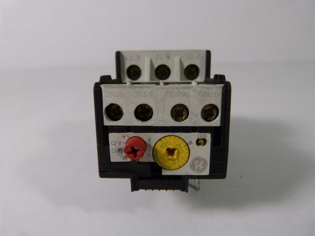 General Electric RT1D Overload Protection Relay 0.4-0.65Amp 3Pole 690V USED
