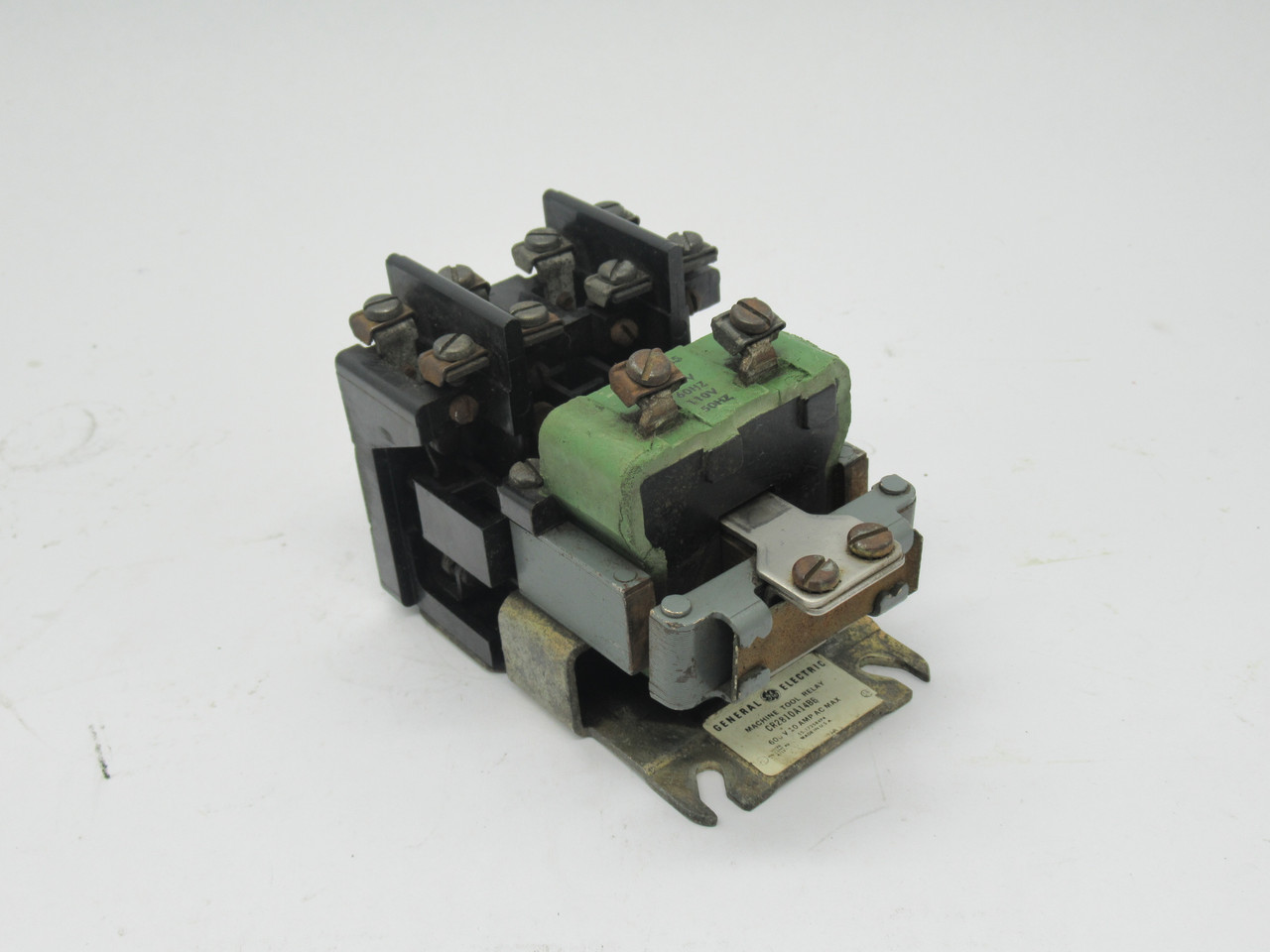 General Electric CR2810A14BB Tool Relay 10A 8Pole 600VAC USED