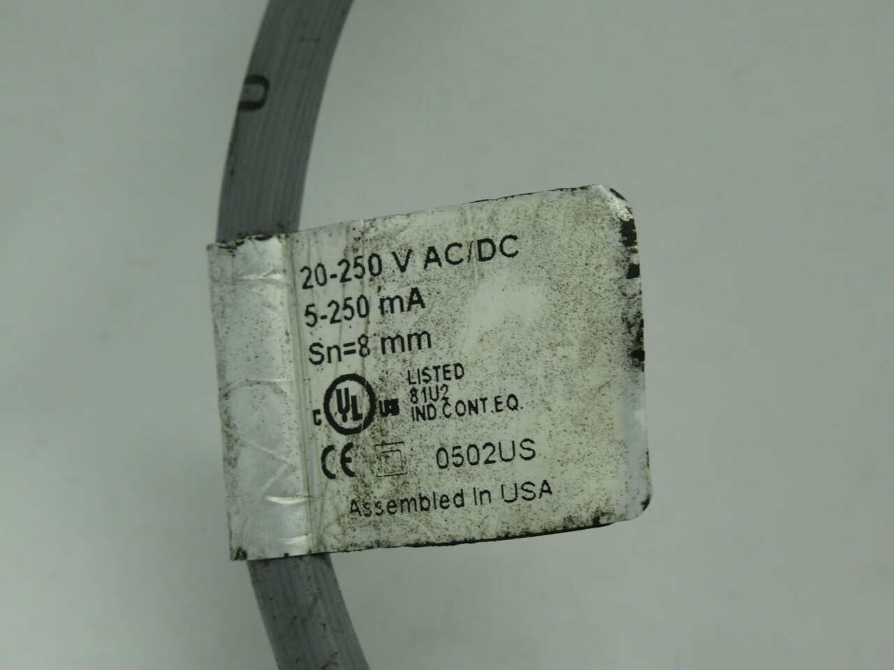 Balluff BES-516-213-E4-E-03 Inductive Sensor 20-250V AC/DC 5-250mA 8mm USED