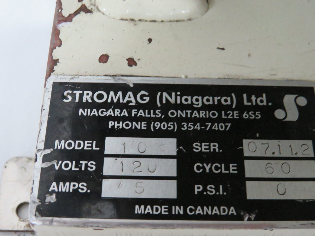 Stromag Model 10 Feeder Bowl 120V 60Hz 15A 0 PSI *Cosmetic Wear/Dents* USED