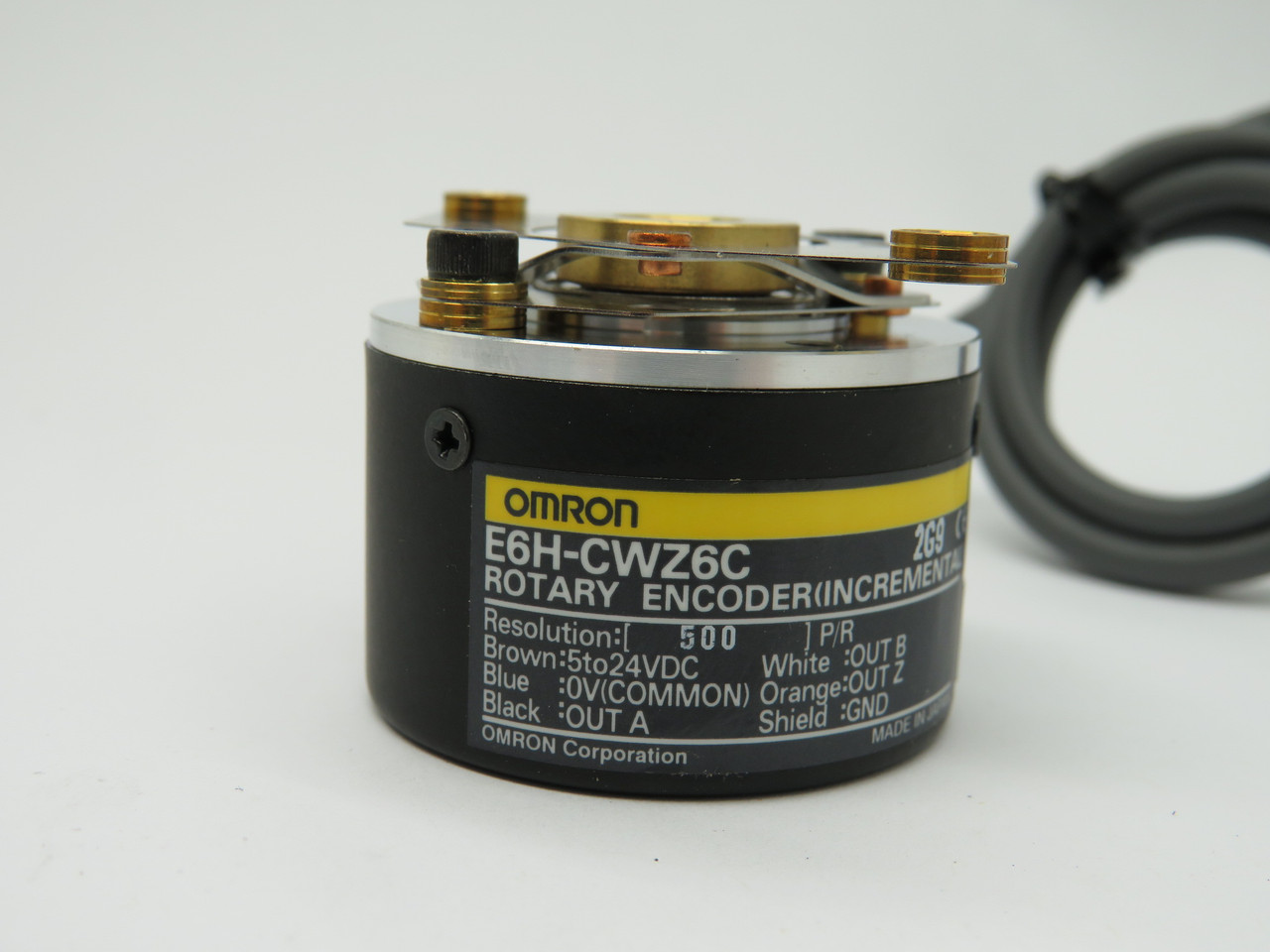 Omron E6H-CWZ6C Rotary Encoder 5-24VDC 0.5m 500P/R NEW