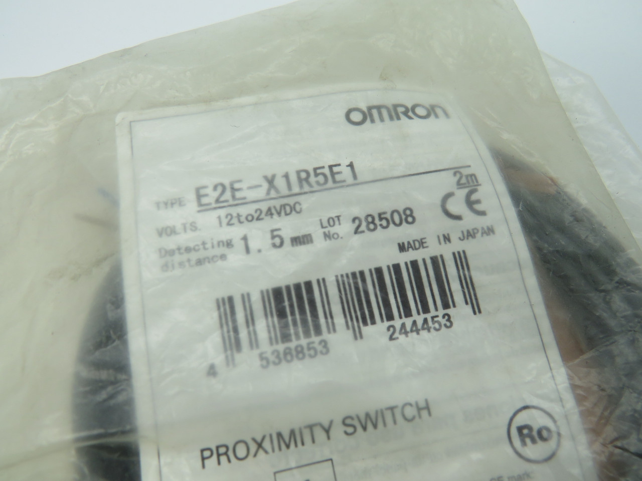 Omron E2E-X1R5E1 Proximity Switch 12-24VDC 1.5mm Sensing Distance 2m Cable NWB