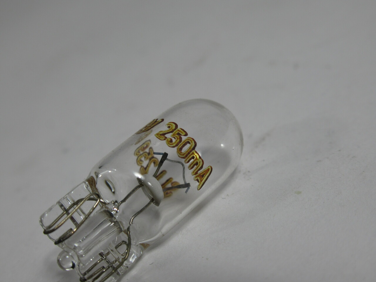 Sylvania SLI259 Miniature Light Bulb 6.3V 250mA Lot Of 26 NOP