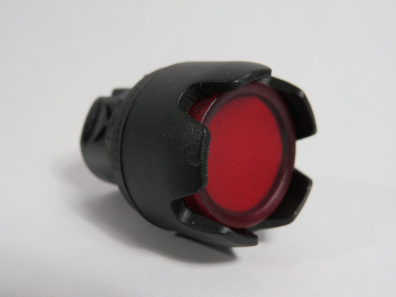 Allen-Bradley 800FP-LG4 Guarded Illuminated Push Button Operator Red Cap USED
