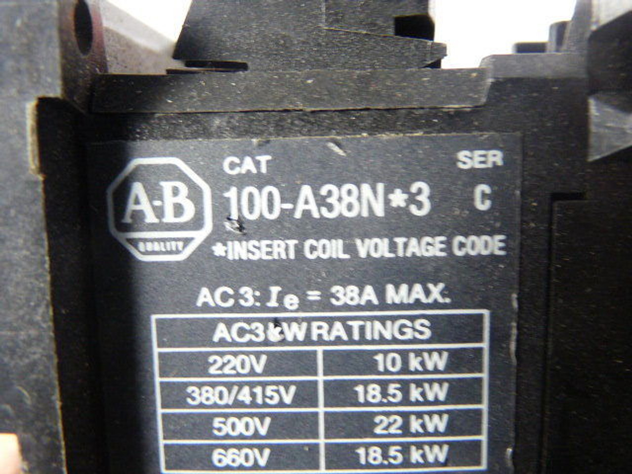 Allen-Bradley 100-A38ND3 Contactor 3P 38-45A 24V ASSEMBLY USED