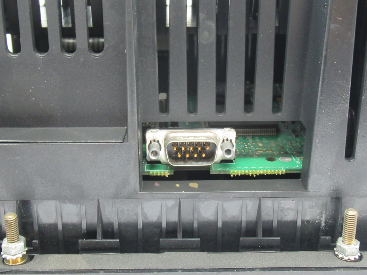 Allen-Bradley 2711-K5A5L11P Operator Interface 100-240VAC 0.25-0.15A USED