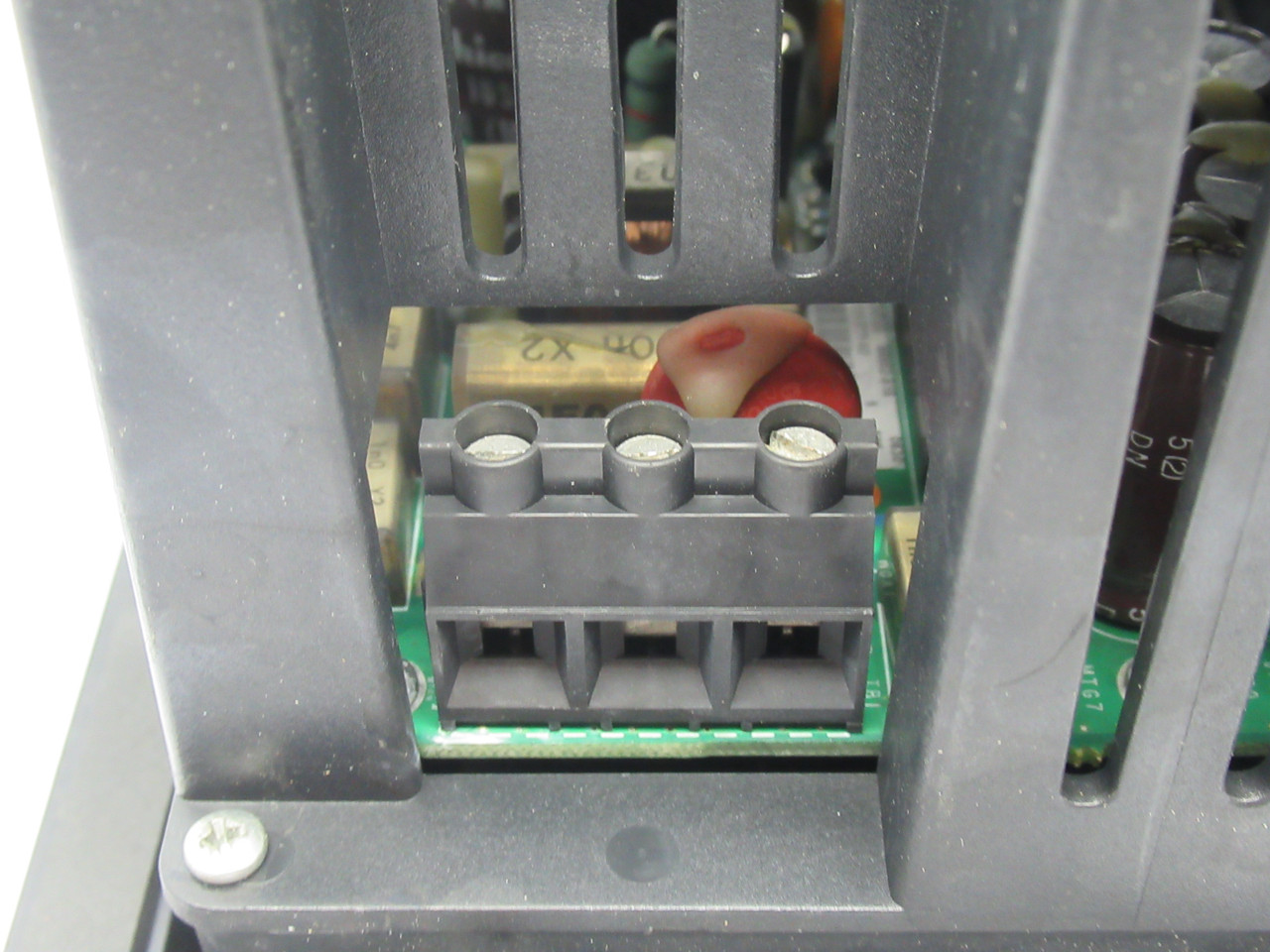 Allen-Bradley 2711-K5A5L11P Operator Interface 100-240VAC 0.25-0.15A USED