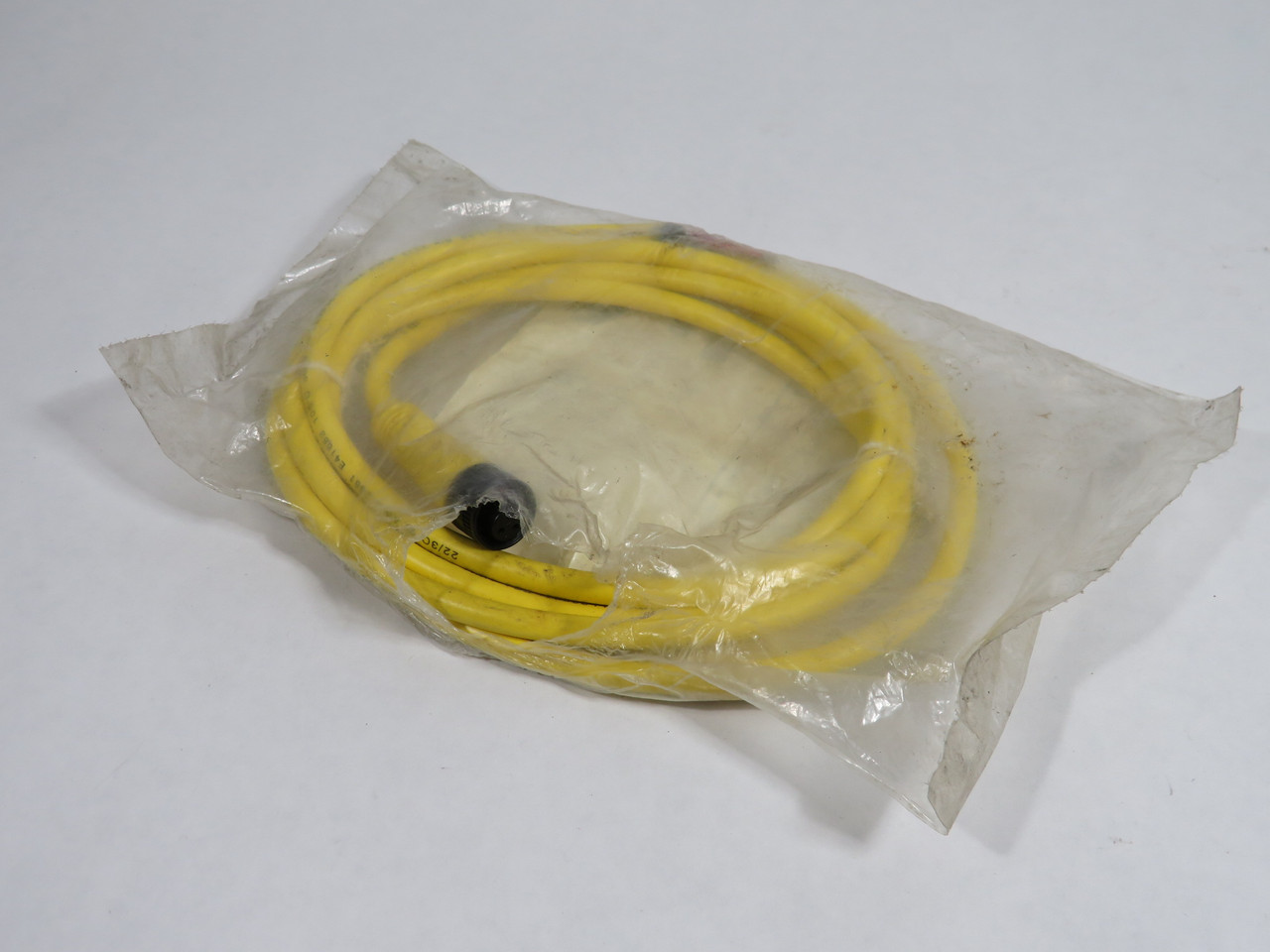 Allen-Bradley 889R-F3ACA-2 Series A Micro Cordset 3-Pin 2m OPEN/DAMAGED BAG NWB