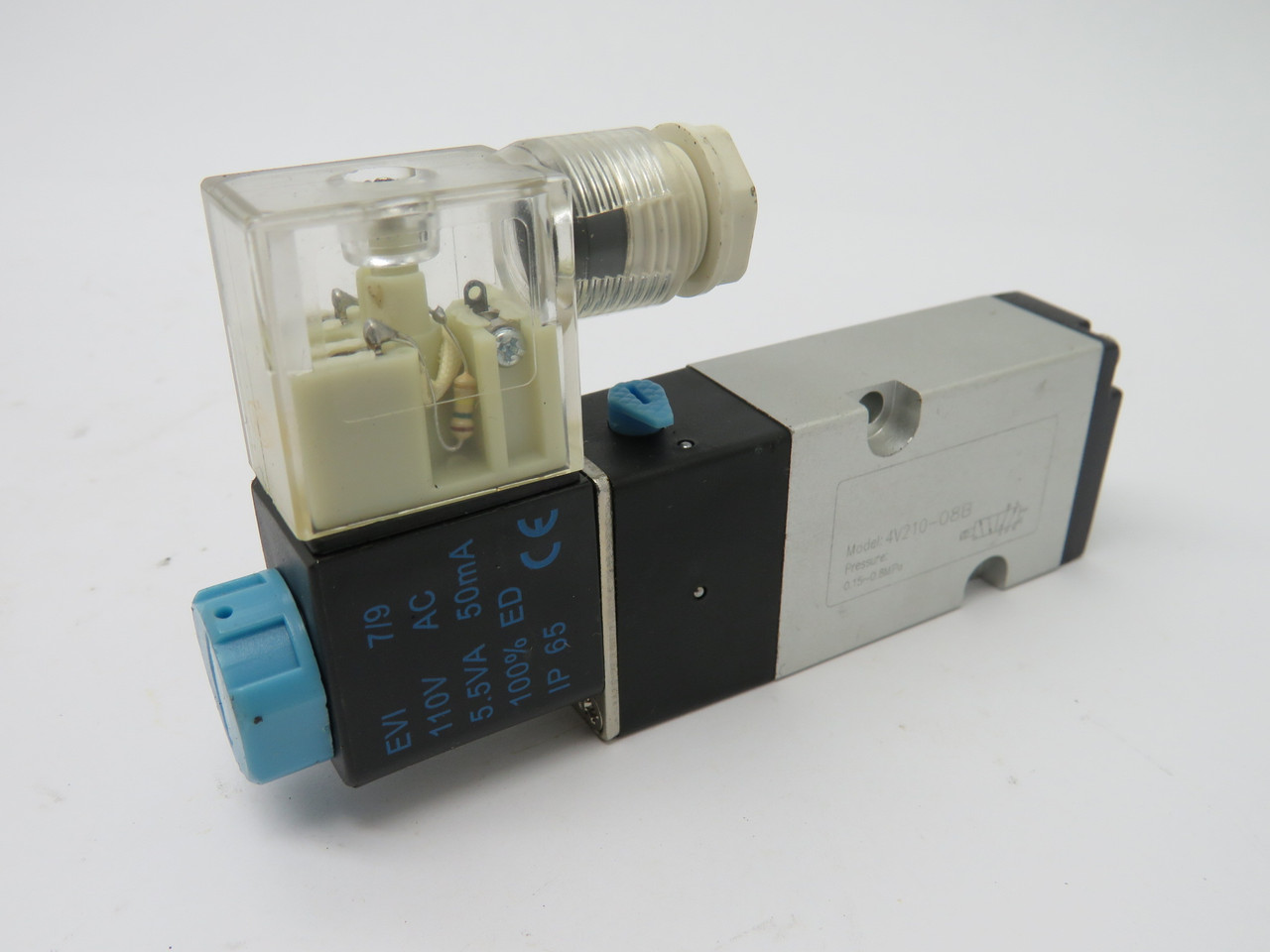 Airtac 4V210-08C Solenoid Valve 110VAC 0.15-0.8MPa *Swapped Coil* NOP