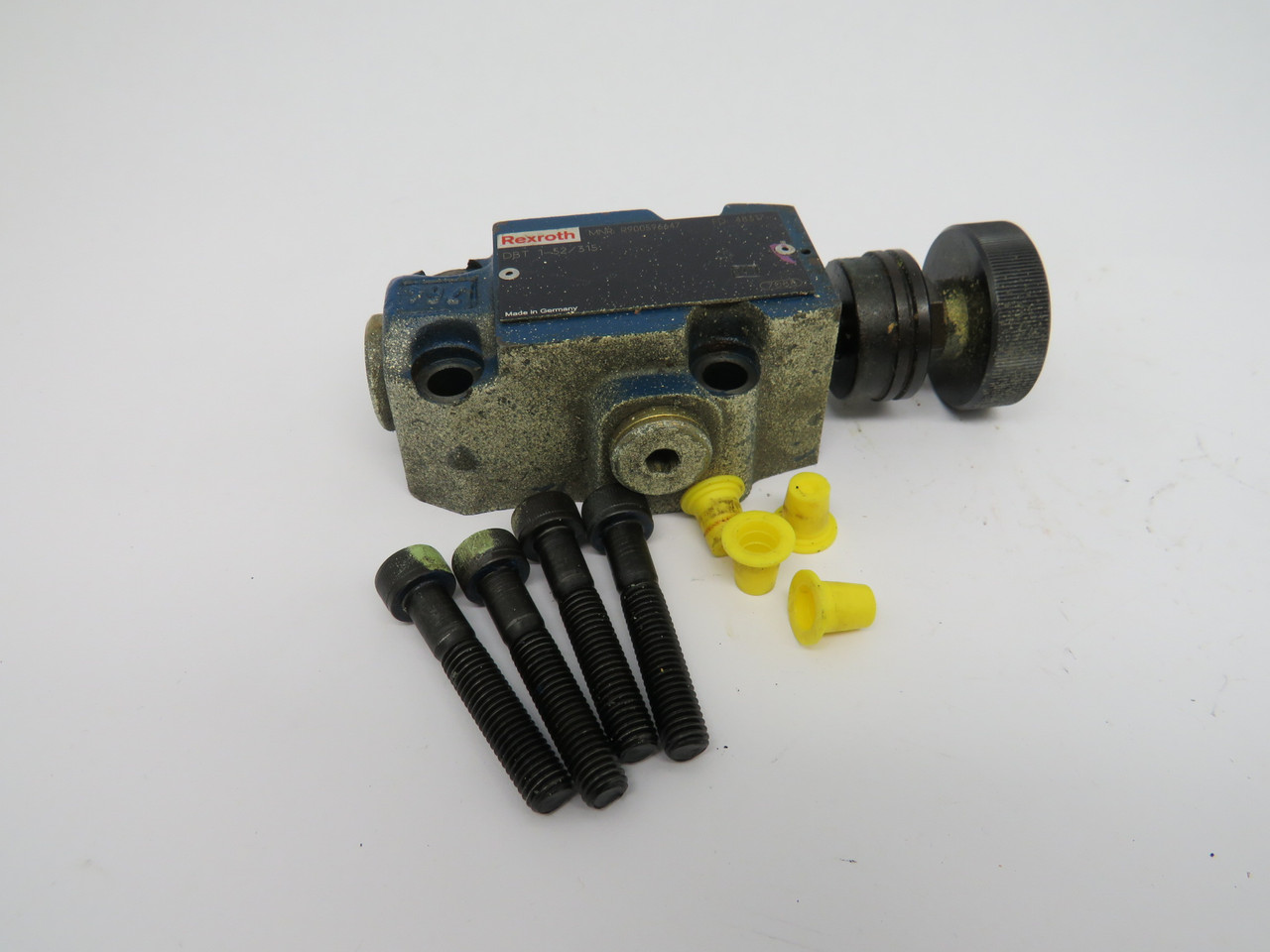 Rexroth R900596647 Pressure Relief Valve DBT 1-52/315 USED