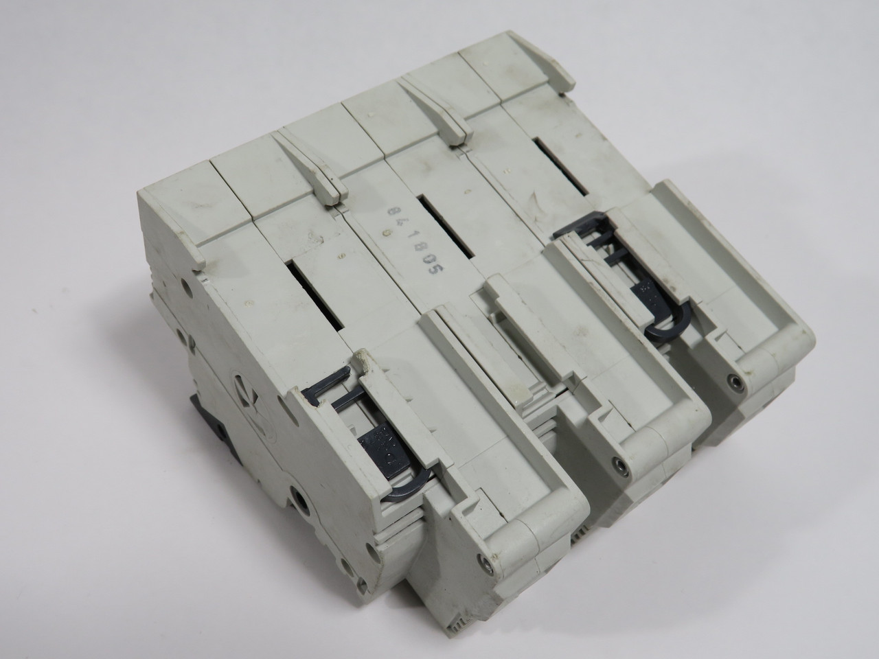 Italweber BCH3x58 2303058 Fuse Holder 125A 690V 3-Pole DIN MOUNT DAMAGE USED