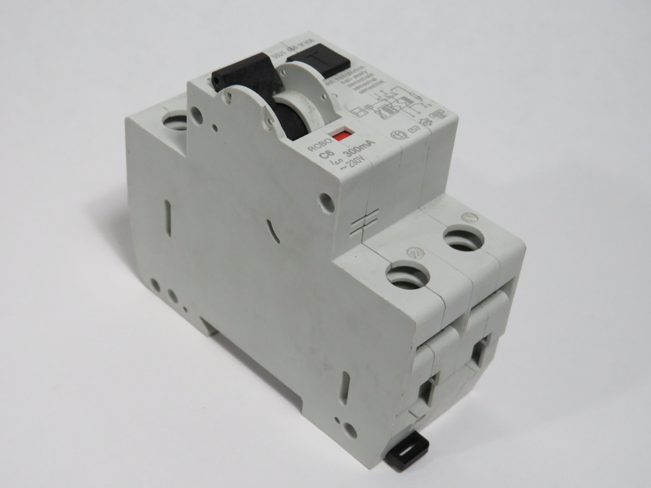 Siemens 5SU1656-1KV06 RCBO Circuit Protector 6A 230V 2-Pole C6 USED