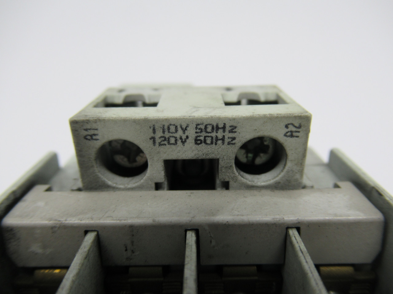 Allen-Bradley 700-CF220D Industrial Relay 690V 20A Coil 110@50Hz 120V@60Hz USED