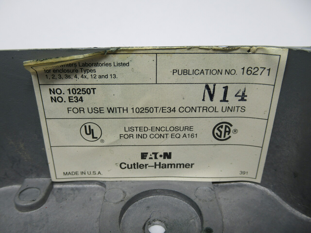 Cutler-Hammer 10250T-N14 Pushbutton Enclosure COSMETIC DAMAGE USED