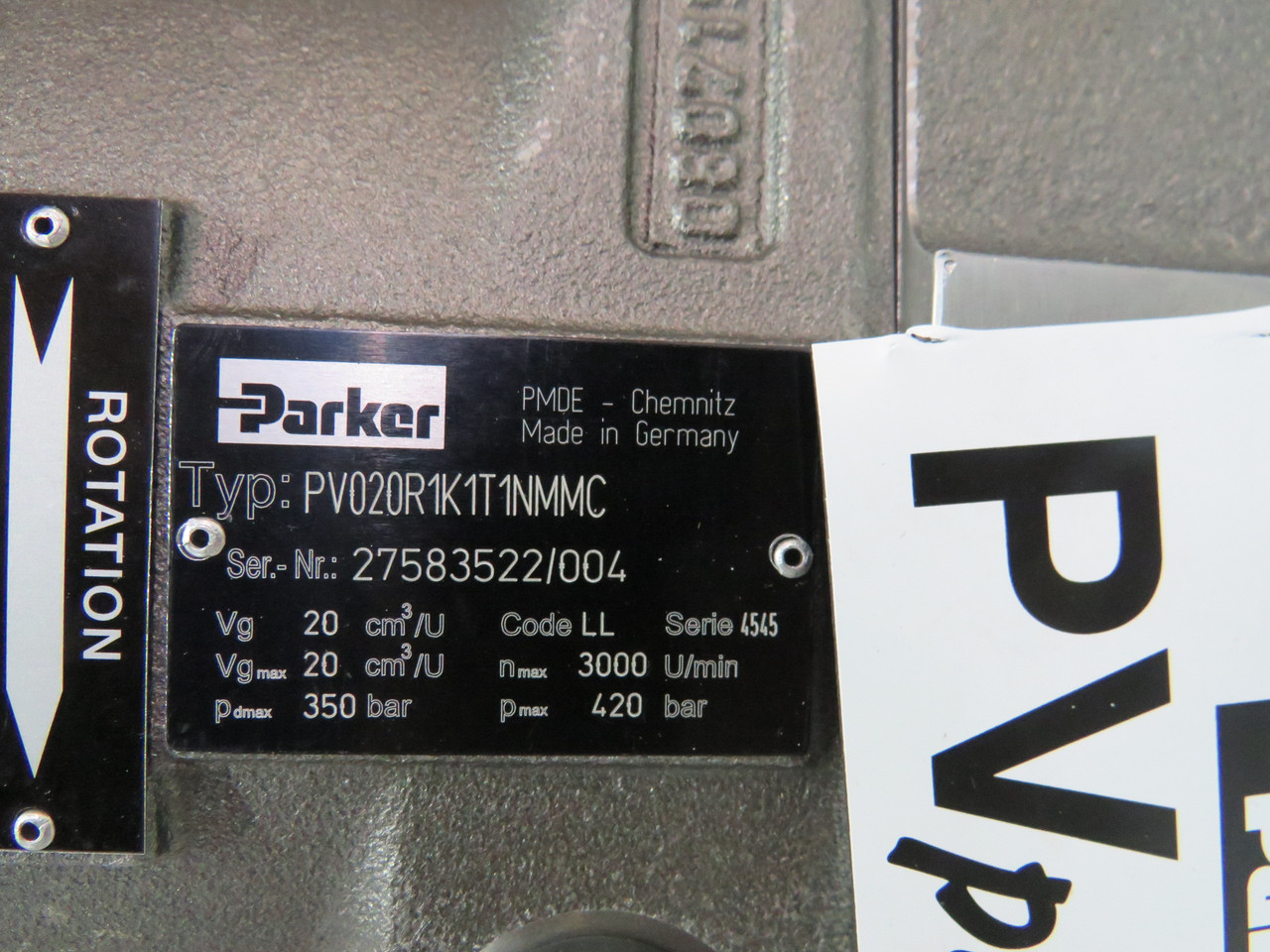 Parker PV020R1K1T1NMMC Axial Piston Pump 20cm3/rev 19.7kW 1500RPM 350 bar NOP