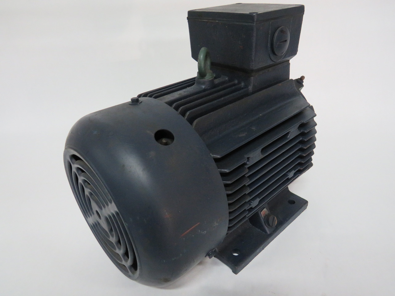 Leeson 5.5HP 1740RPM 230/460V DF112M TEFC 3Ph 15.0/7.5A 60Hz USED