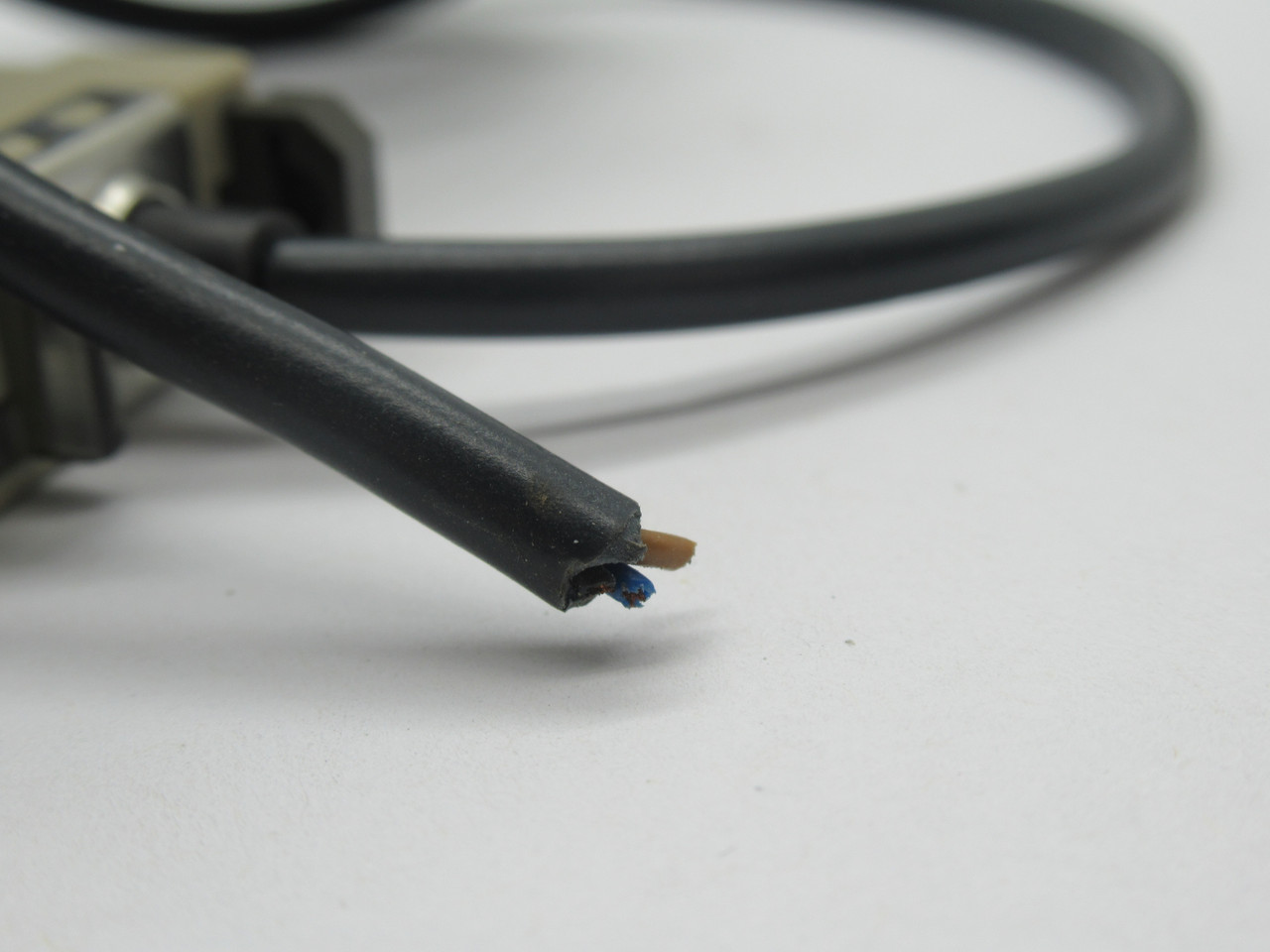 Omron E3X-A41 Fiber Amplifier with Adjuster 10-30VDC 35mA PNP CUT CABLE USED