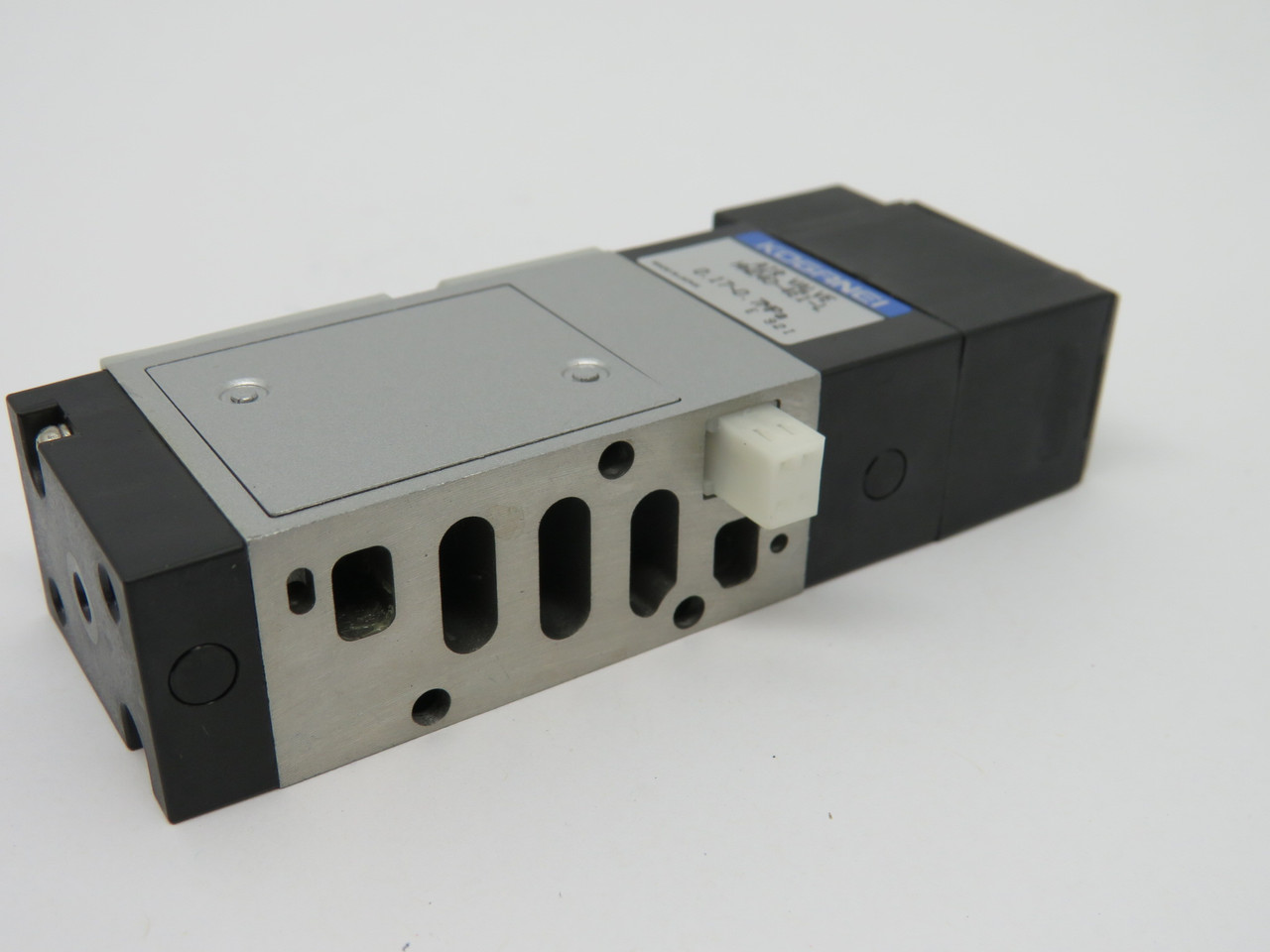 Koganei HW240-4E1-L Solenoid Air Valve 24VDC 0.17-0.7mpA NOP