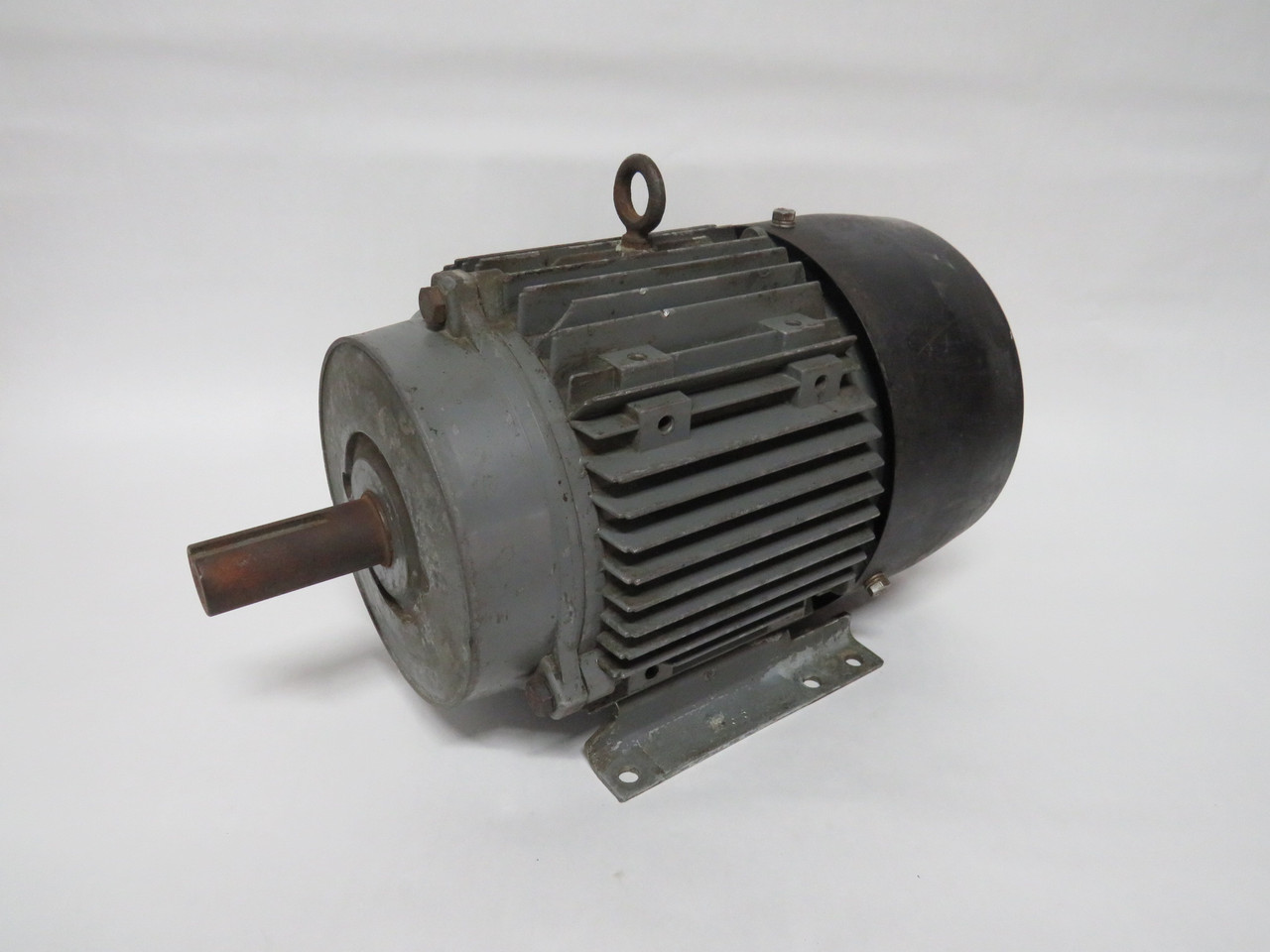 Brook Crompton 10HP 1720RPM 575V L215T TEFC 3Ph 10.4A 60Hz USED