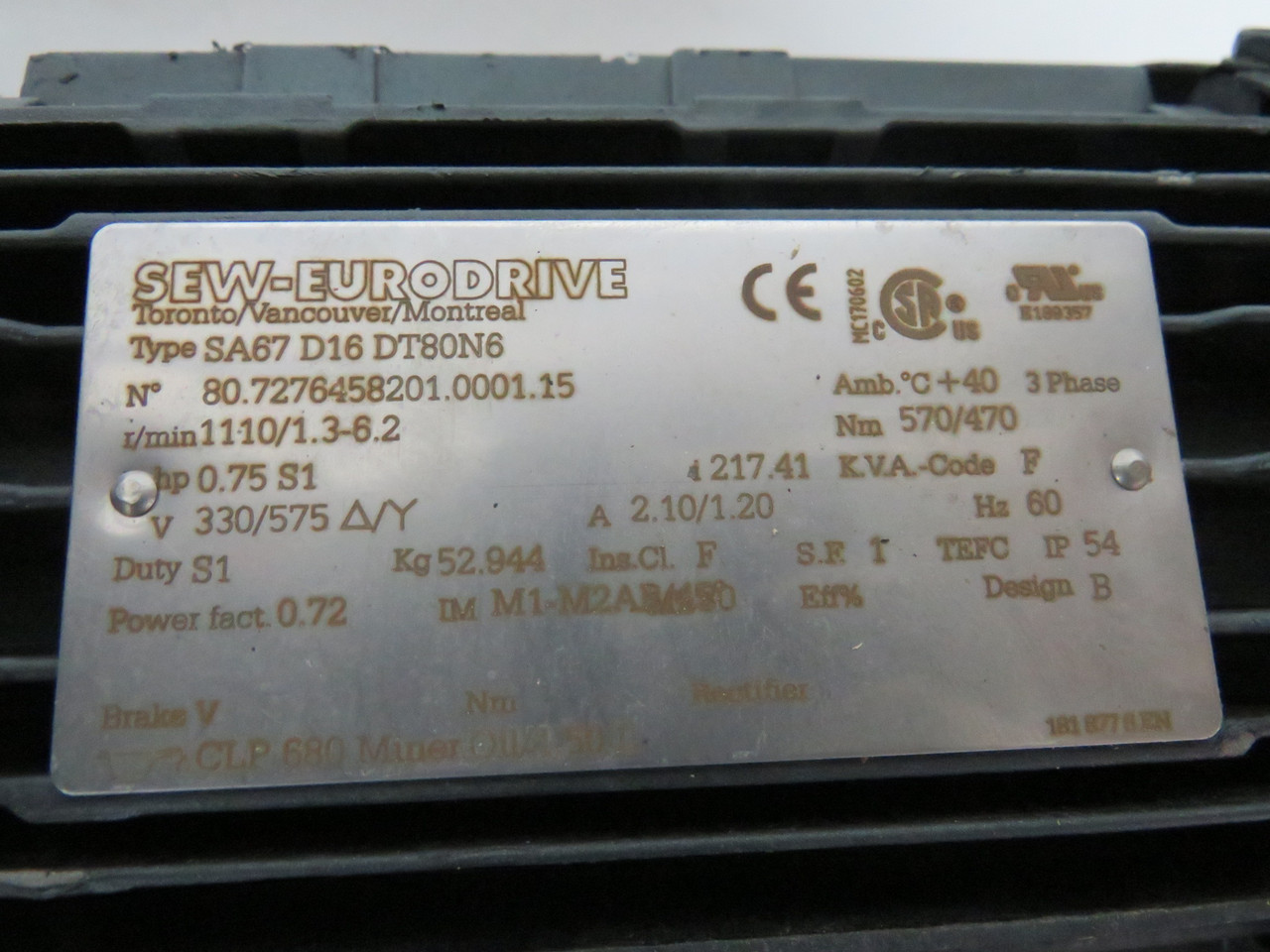 Sew-Eurodrive Gearmotor 217.41:1 570lb-in 0.75HP 1110RPM 330/575V TEFC 3Ph USED