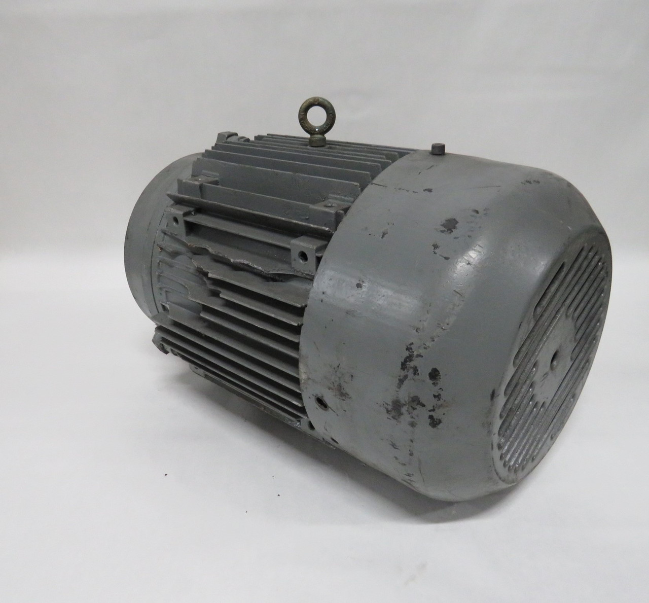 Hawker Siddeley 15HP 1730RPM 575V L254T TEFC 3Ph 15A 60Hz SHELF WEAR USED
