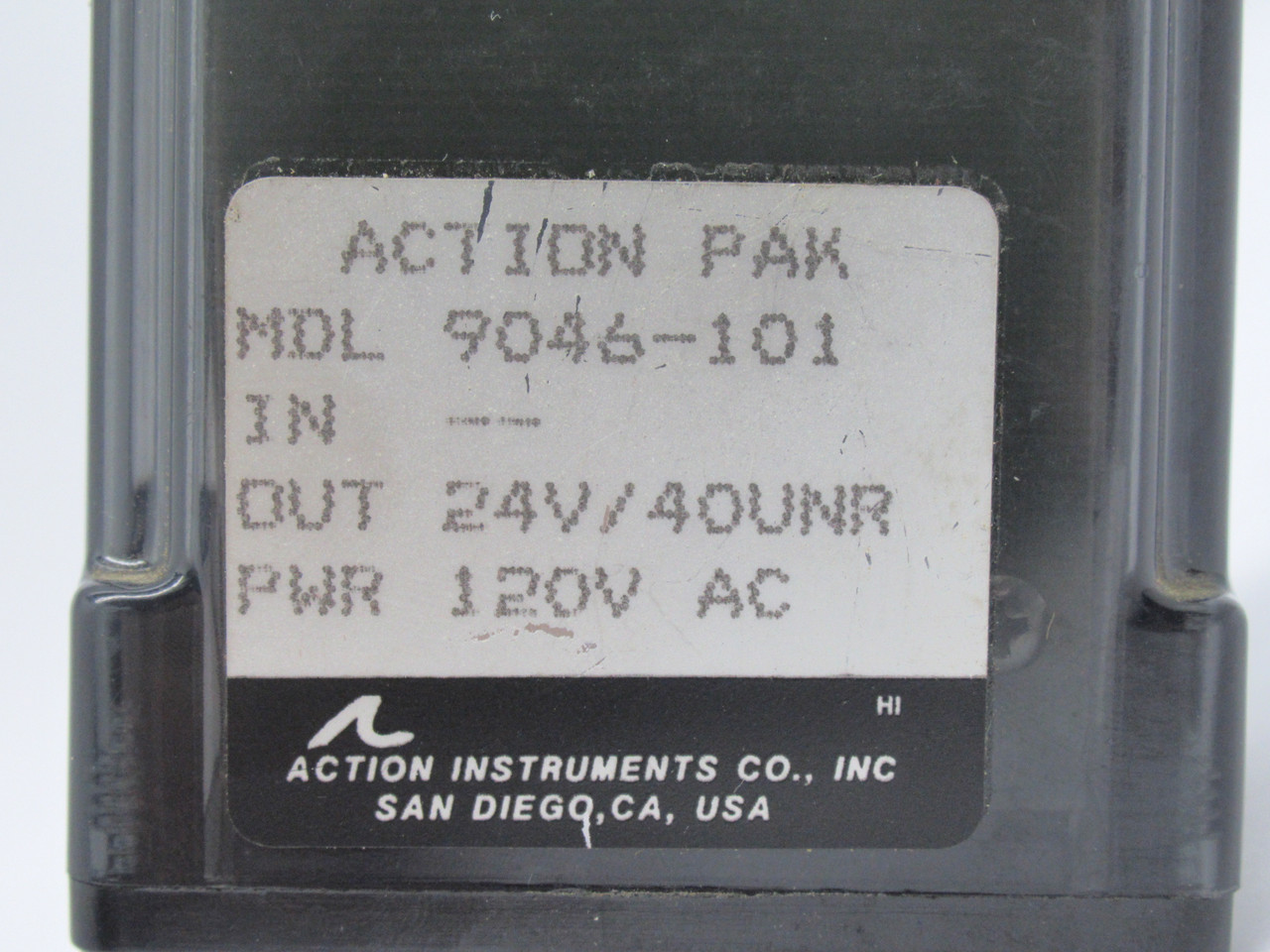 Action Instruments 9046-101 Control Relay 24VDC 120VAC 8Pin USED