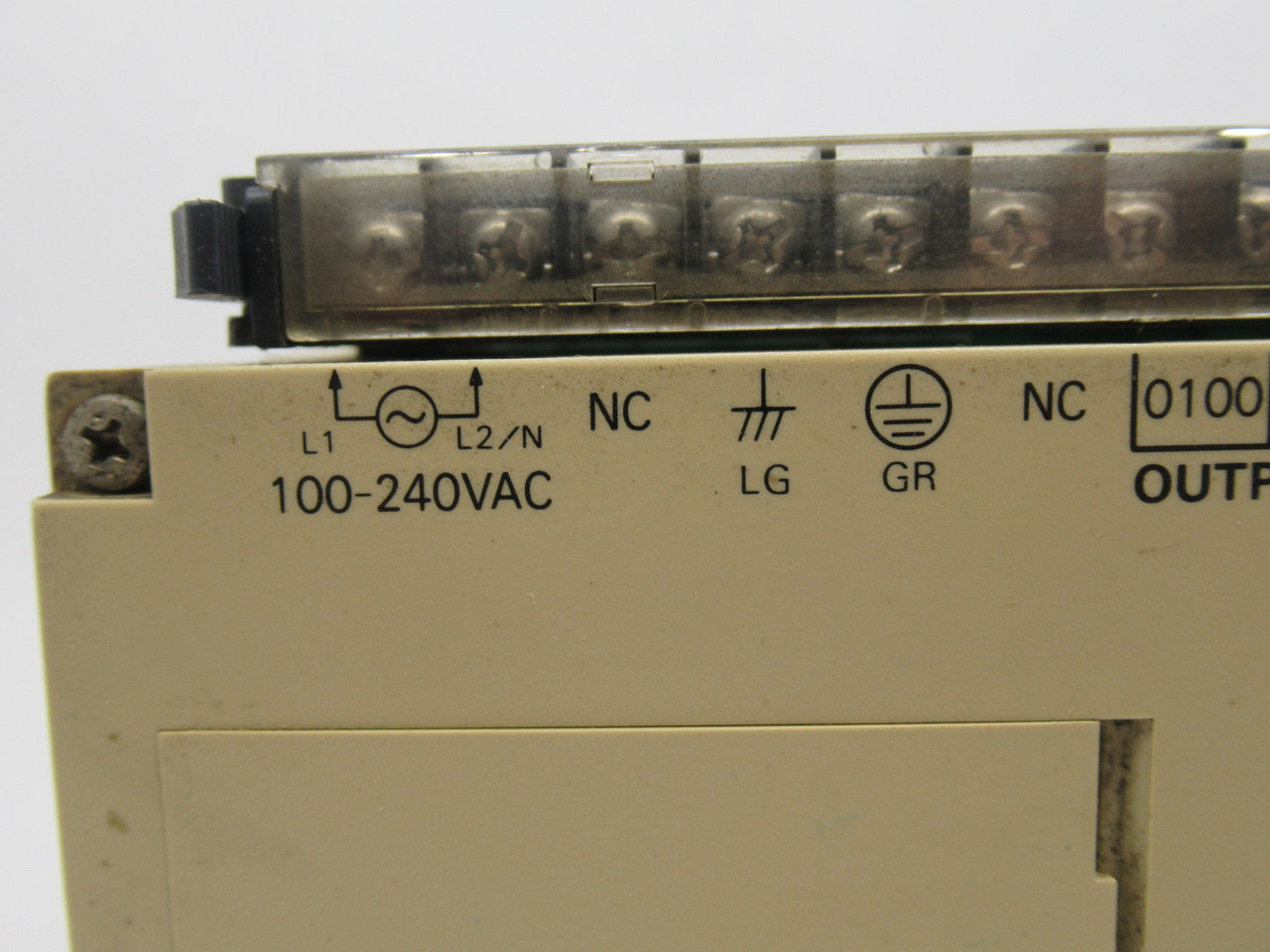 Omron C28K-CDR-A Programmable Controller 100-240VAC 24VDC USED