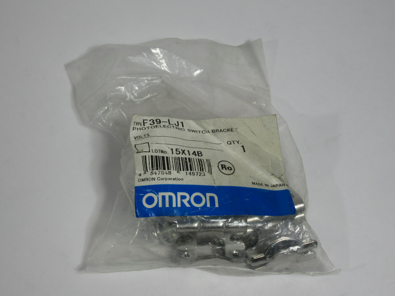 Omron F39-LJ1 Photoelectric Switch Bracket *Damaged Bag* NWB