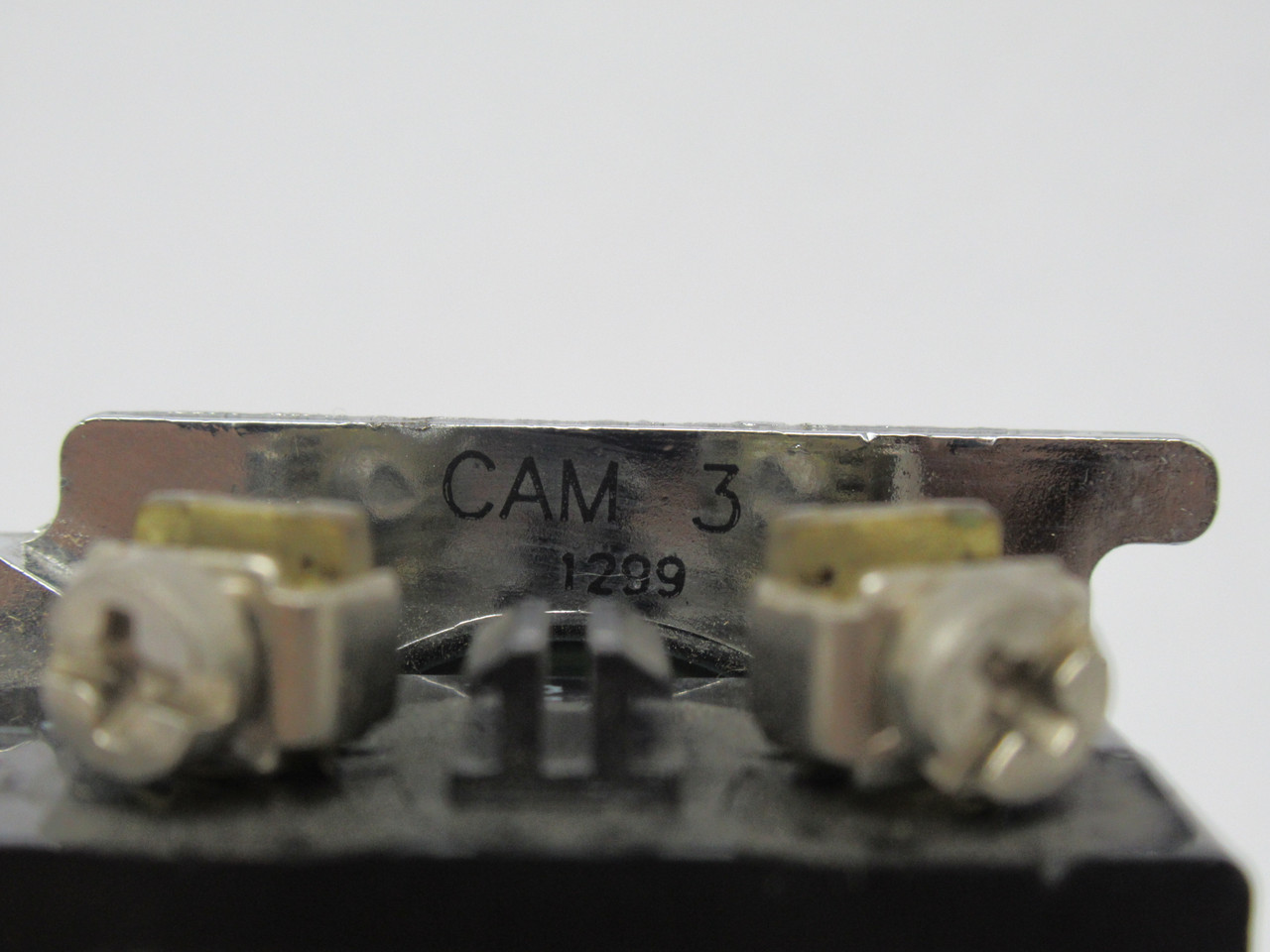 Cutler-Hammer 10250T21KB Selector Switch 3Pos 2NO CAM3 USED