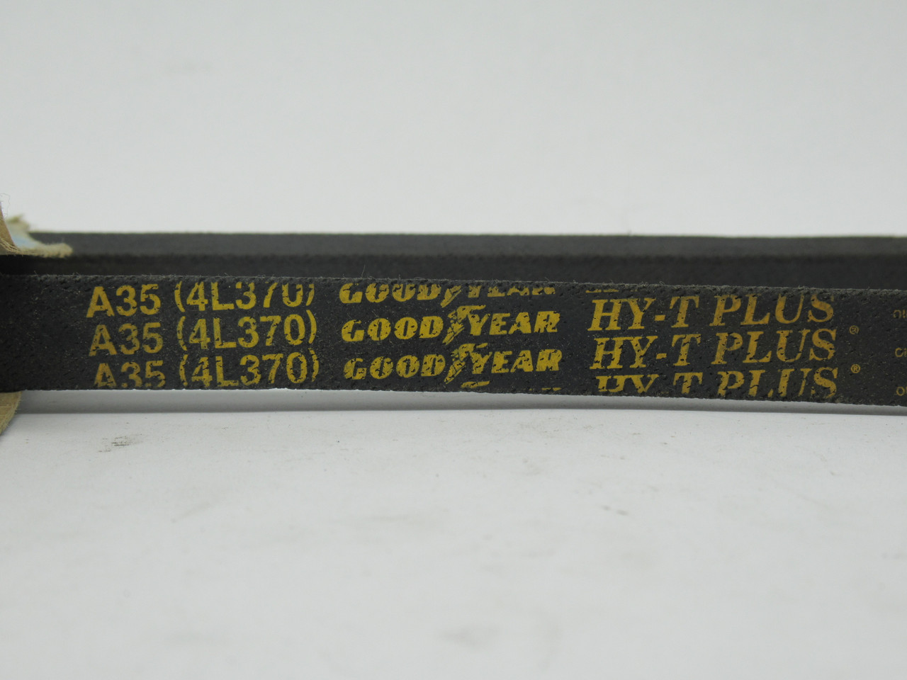 Goodyear A35 Classic Wrapped V-Belt 37.09"L 1/2"W 5/16"T (4L370) SHELF WEAR NEW