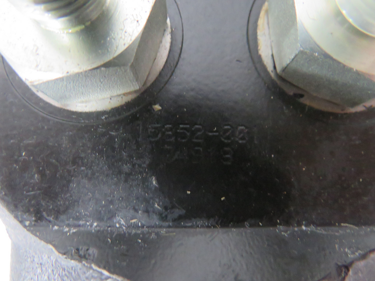 Eaton Hydraulic Motor 4cm Shaft 2.5cm Bore USED