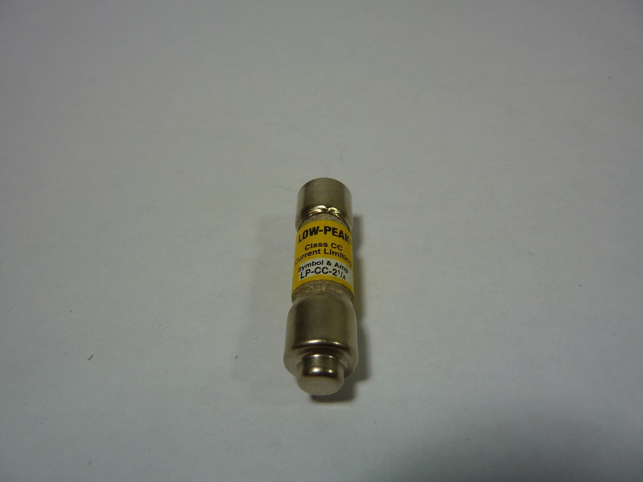 Low-Peak LP-CC-2-1/4 Time Delay Fuse 2-1/4A 600V USED