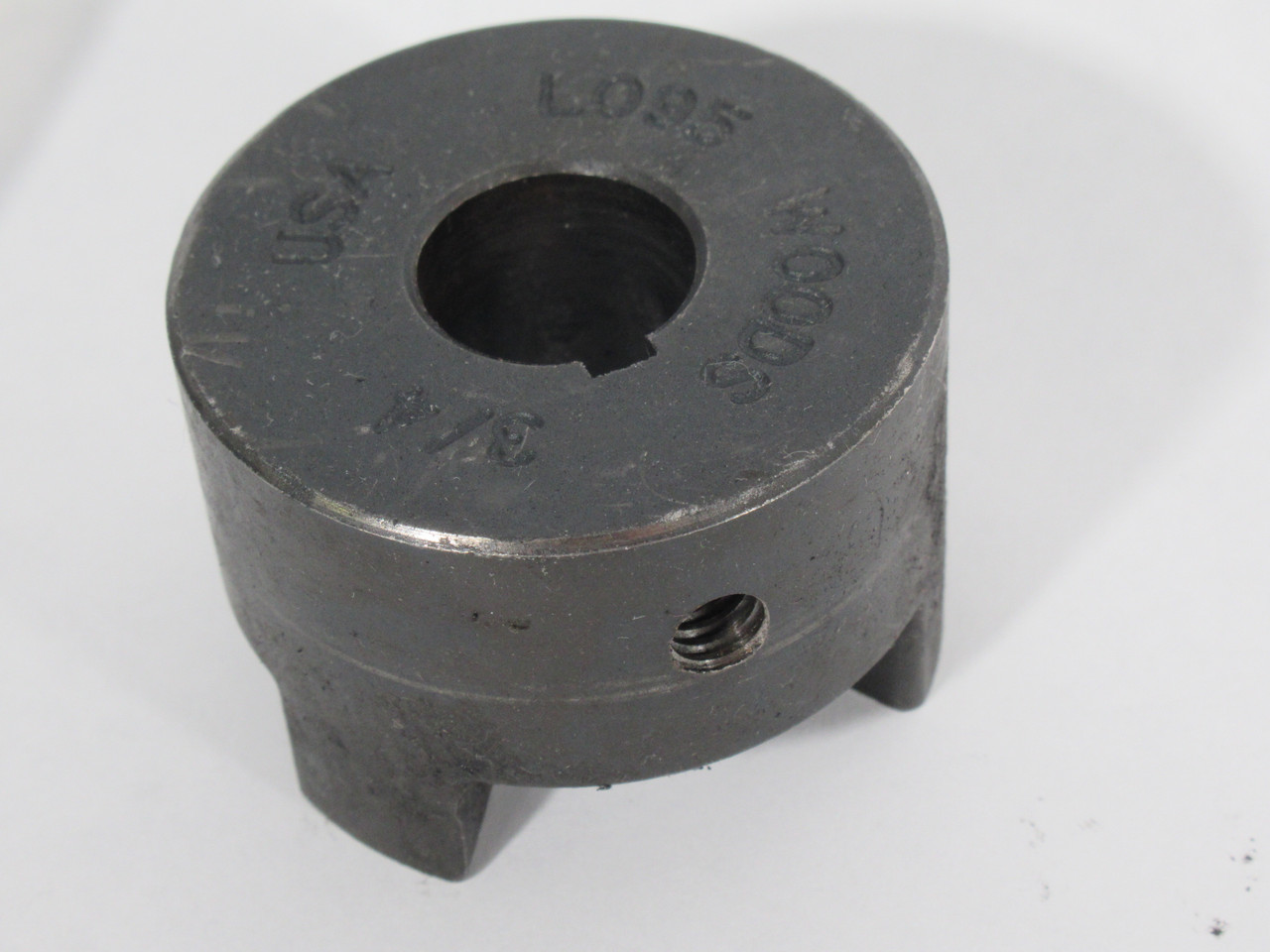 TB Wood's L-095-3/4 Jaw Coupling 3/4" Bore 1/8"x3/16" Keyway *No Bolt* USED