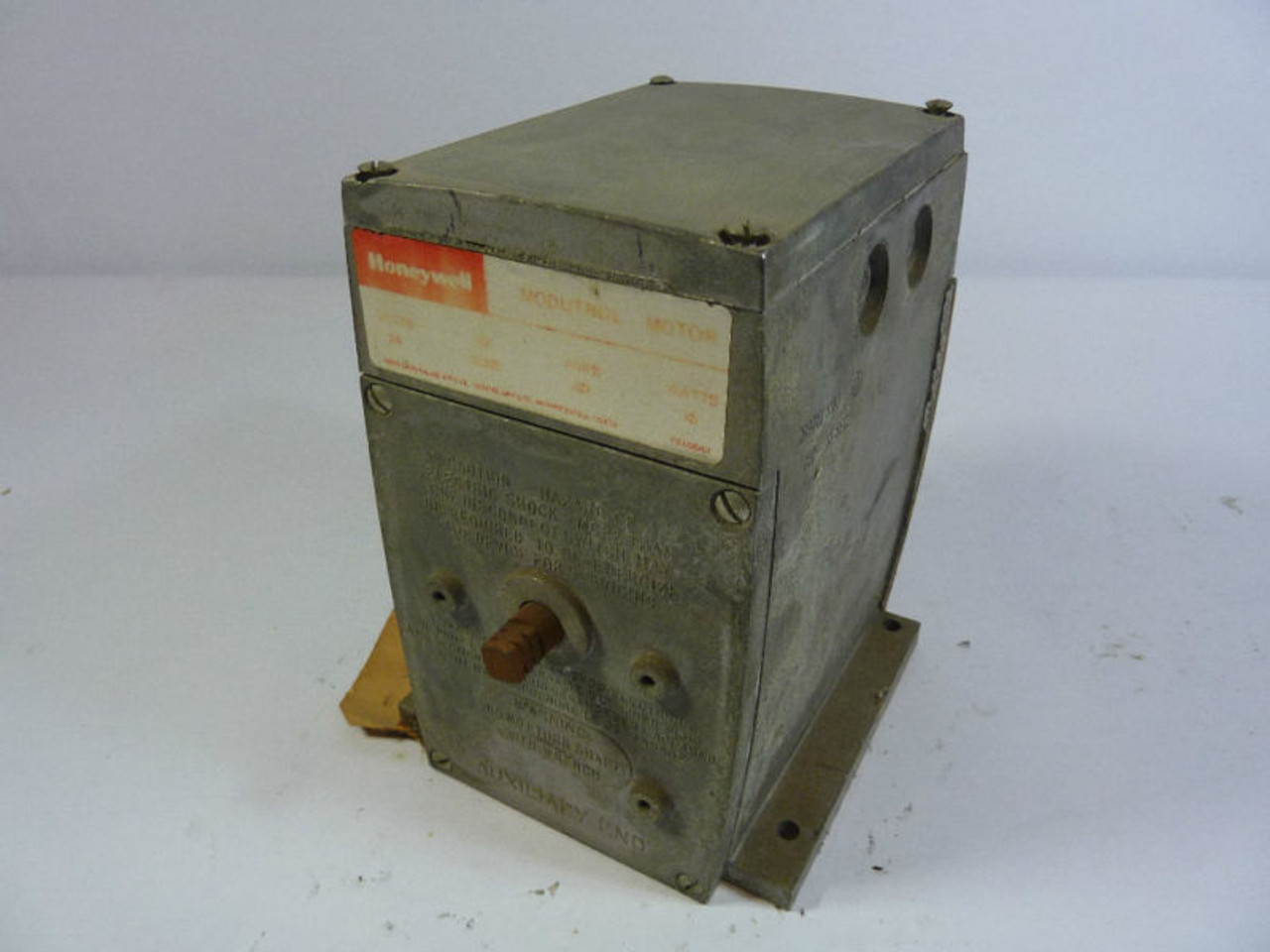 Honeywell M944B-1183 Actuator 0.69 Amp 24VDC USED