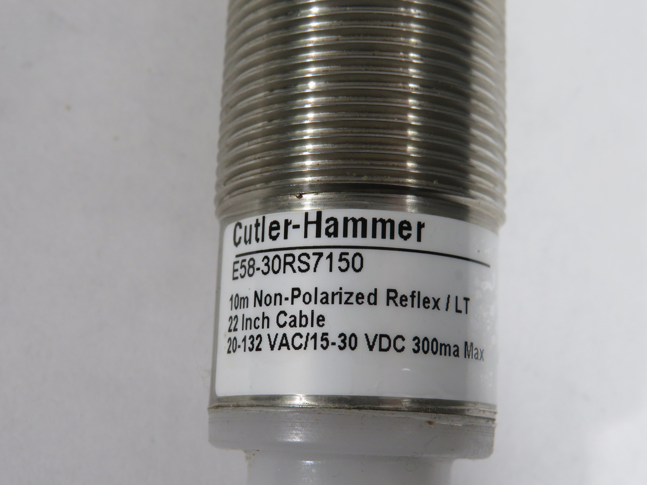Eaton Cutler-Hammer E58-30RS7150 Retro Reflective Sensor 20-132VAC/15-30VDC NEW