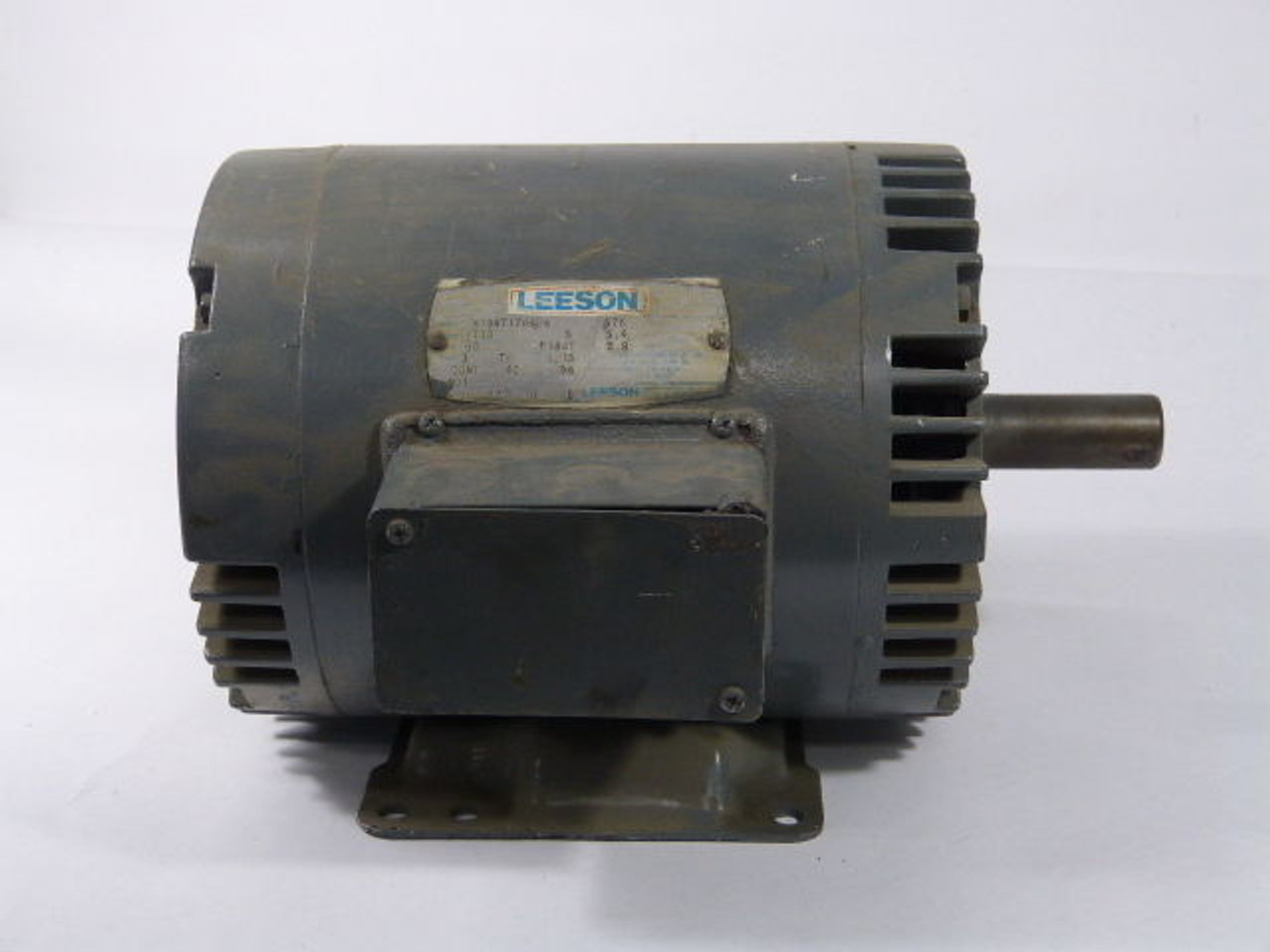 Leeson 5HP 1740RPM 575V F184T 3Ph 5.4A 60Hz USED