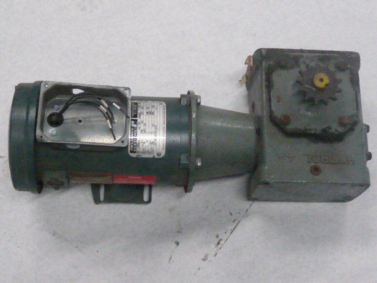 Reliance Electric T56S2005A DC Motor 1/2HP 1750RPM 90V 5.2A NO FAN USED