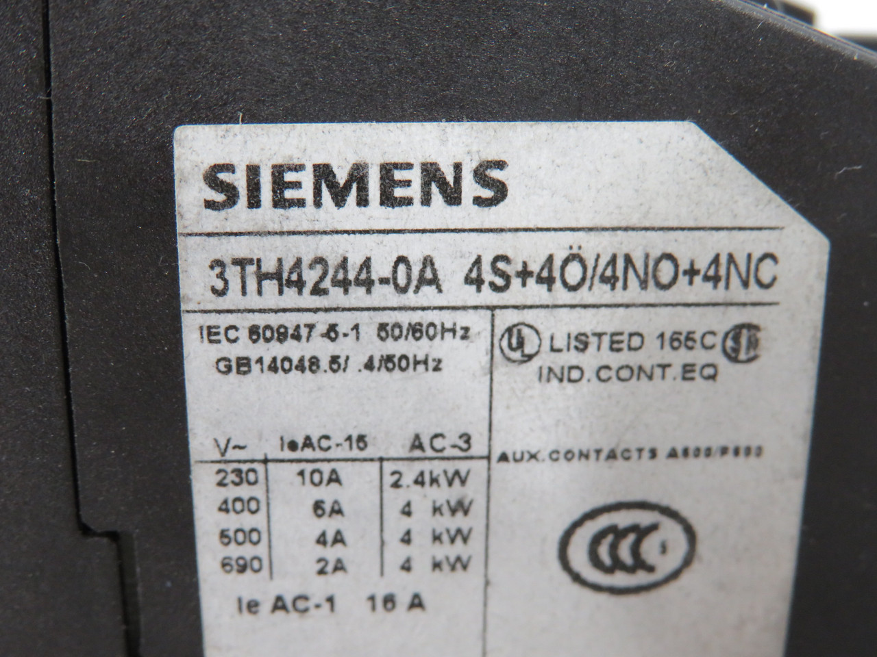 Siemens 3TH4244-0AN2 Contactor 220V@50/60Hz 4S 4O 4NO 4NC USED