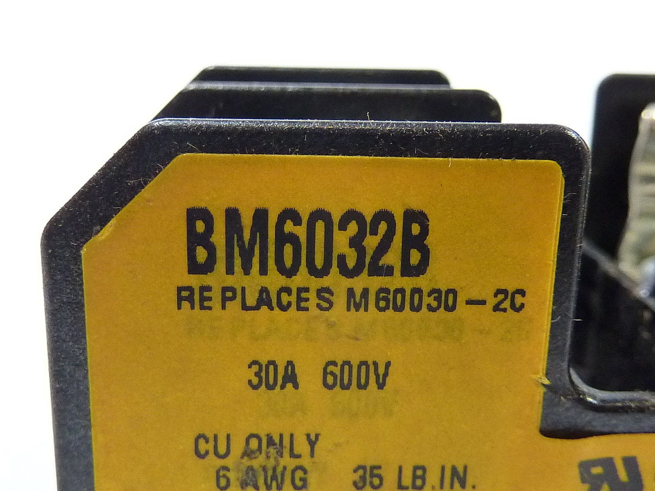 Bussmann BM6032B Fuse Block 30A 600V 2P USED