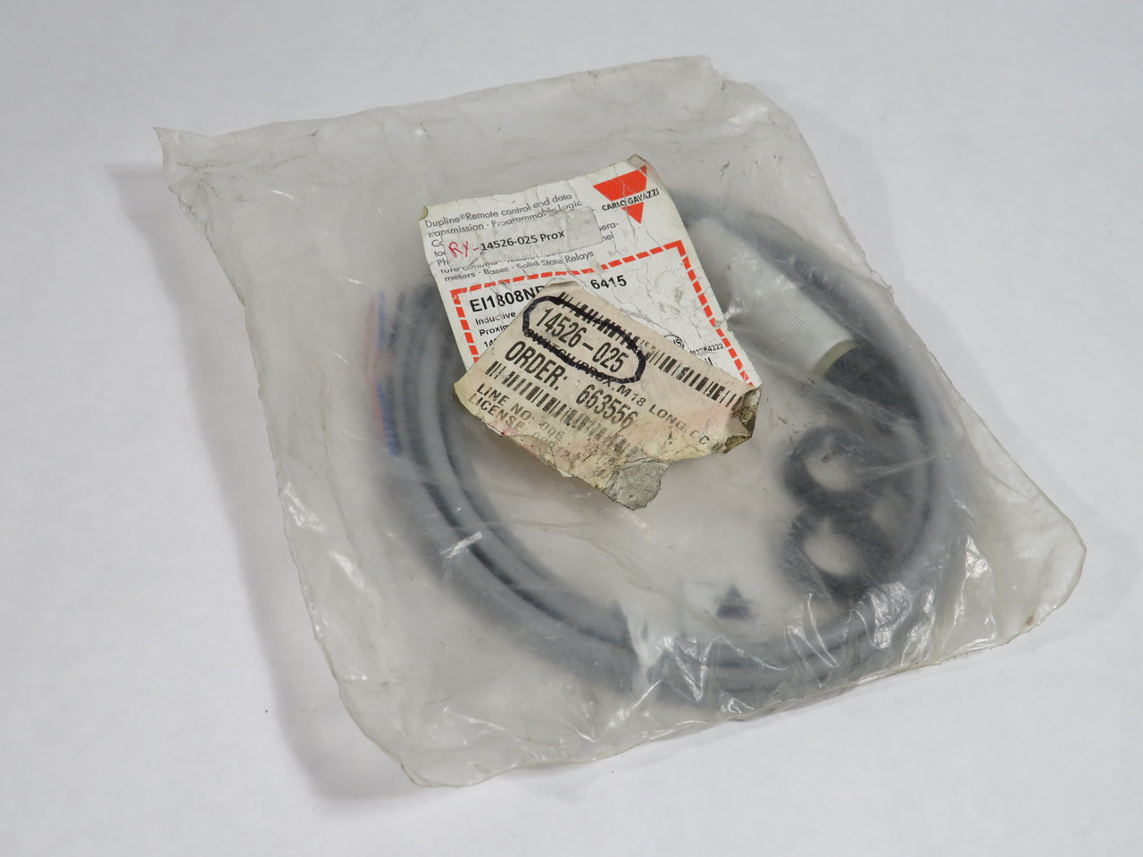 Carlo Gavazzi EI1808NROPL Proximity Switch 10-40VDC 0.2A HOLE IN BAG NWB
