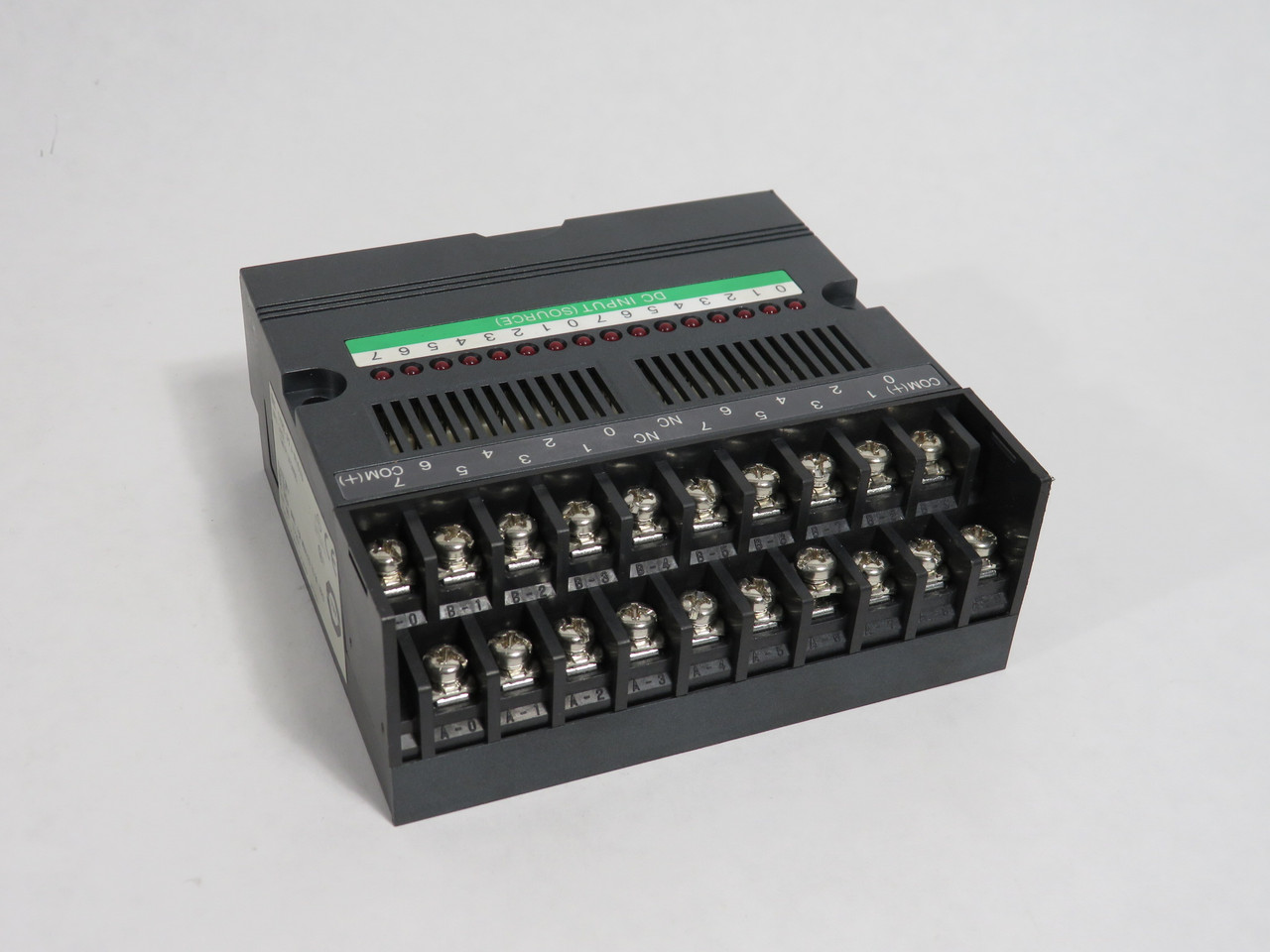 IDEC PFJ-N161U 16-Point Input Module 24VDC 10mA/Point NOP