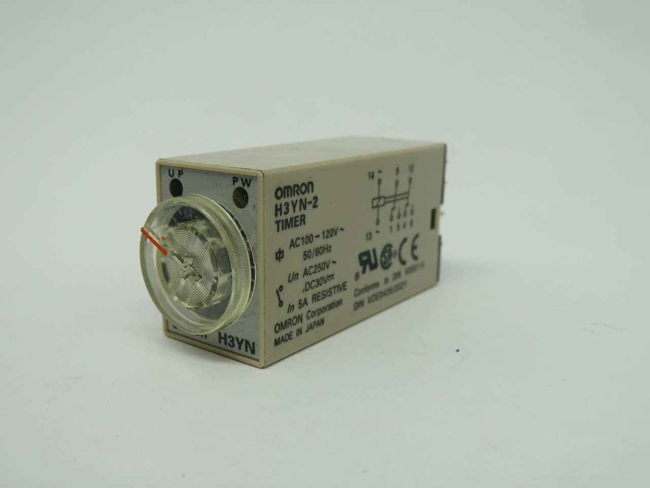 Omron H3YN-2-AC100-120 Plug In Timer 100-120V 50/60HZ 1s/10s/1m/10m DMG BOX NEW