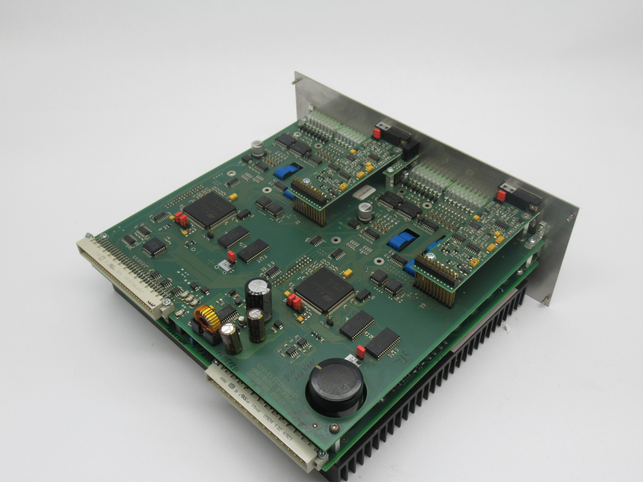 STV Electronic SNC010-DSA2-2-8000-8000 Servo Amplifier *Missing Components* USED