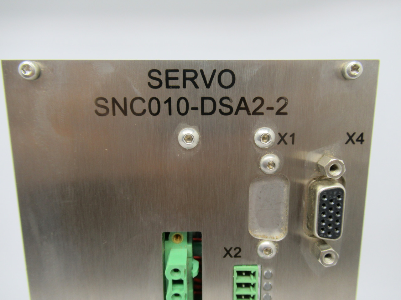 STV Electronic SNC010-DSA2-2-8000-8000 Servo Amplifier *Missing Components* USED