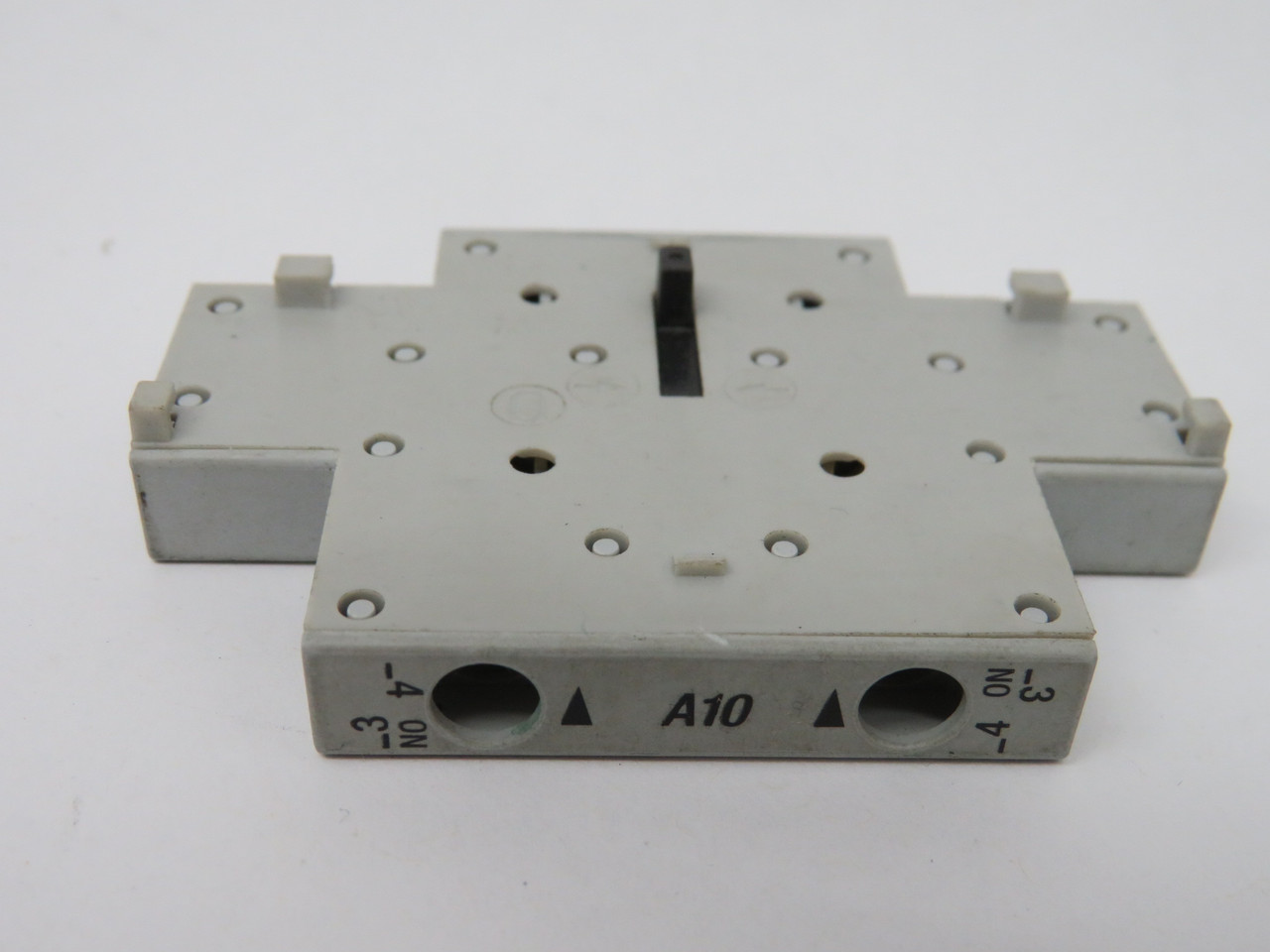 Allen-Bradley 100-SA10 Series A Auxiliary Contact Block 1NO 10A 690V USED